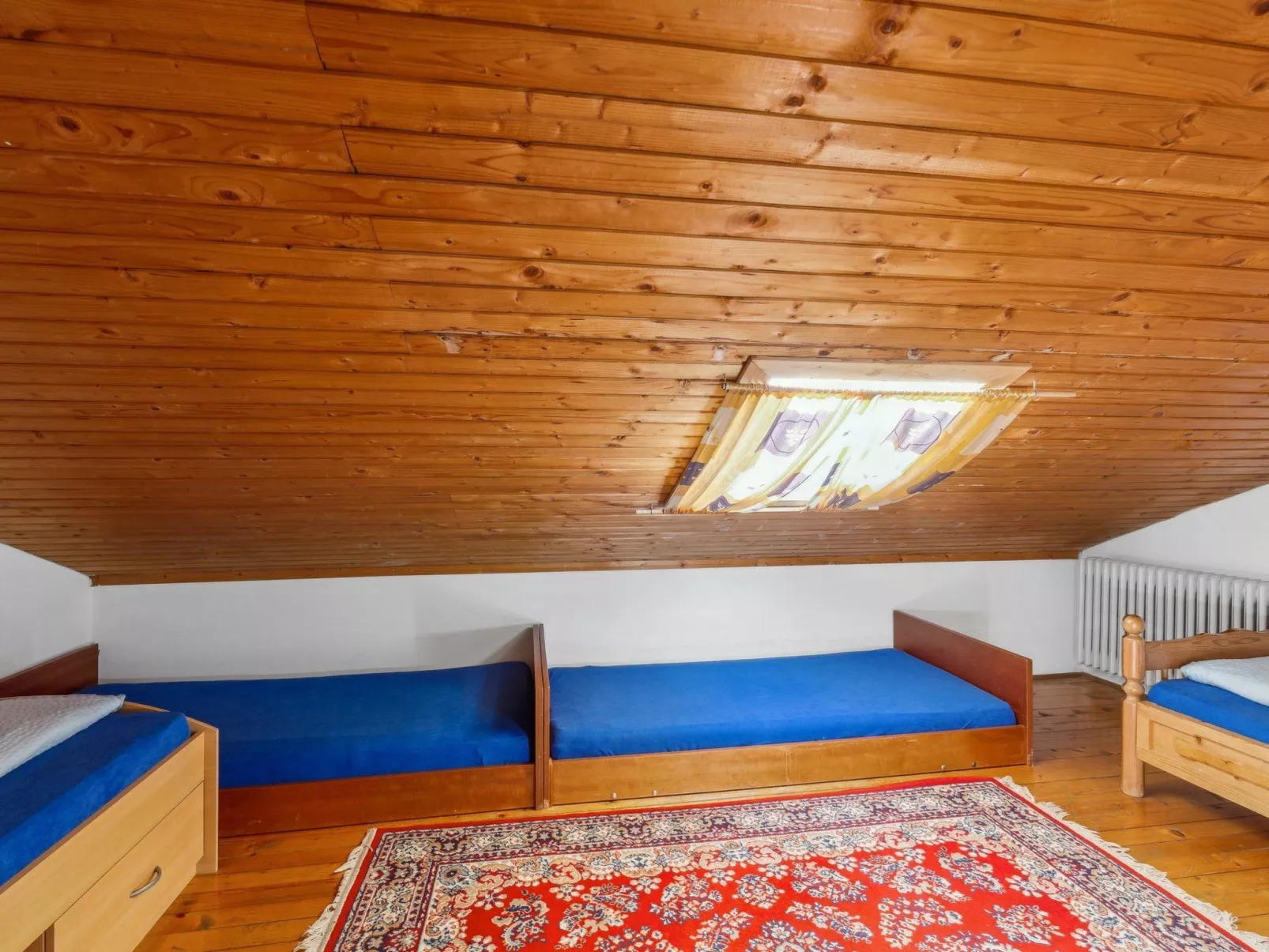 Geräumiges Ferienhaus mit Garten in Rittsteig - Drinnen