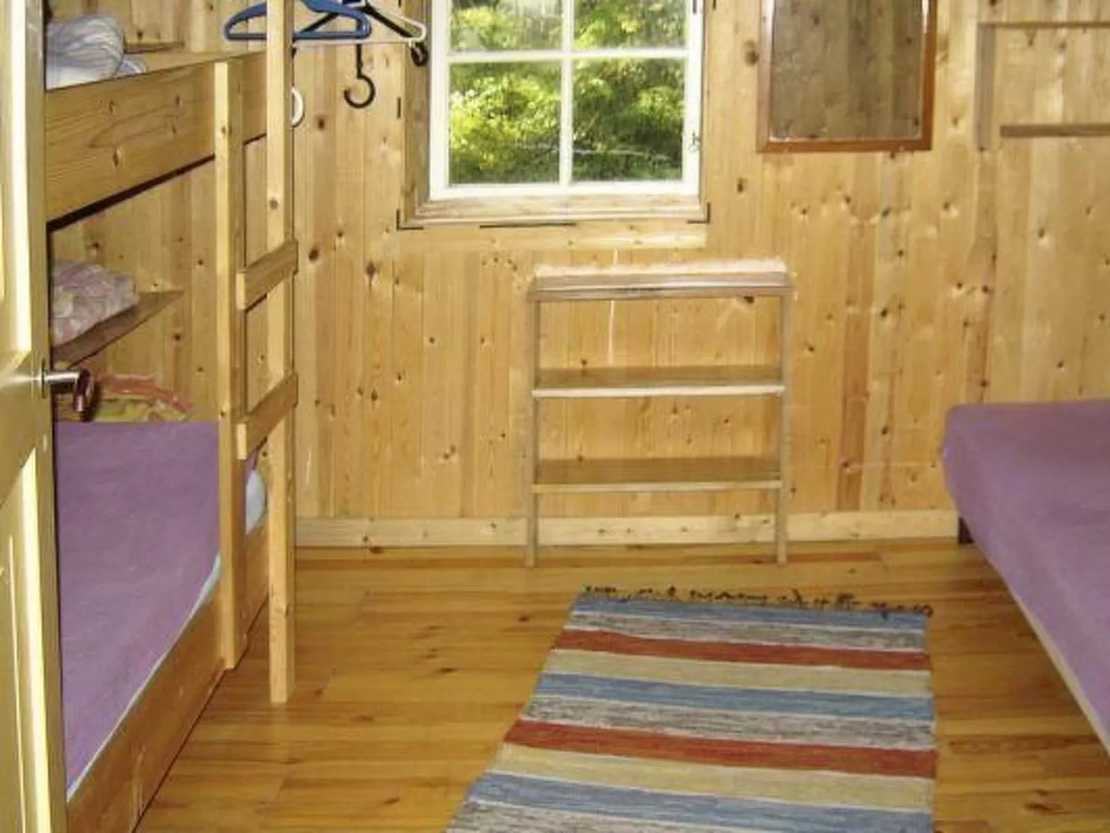 Holzhütte für das wahre Naturerlebnis am See - Dedans