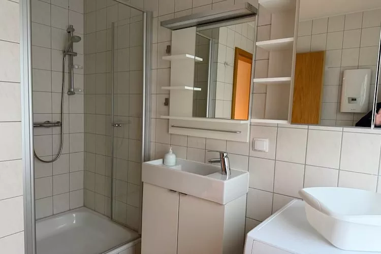 Wenkendorf 55 - Bathroom