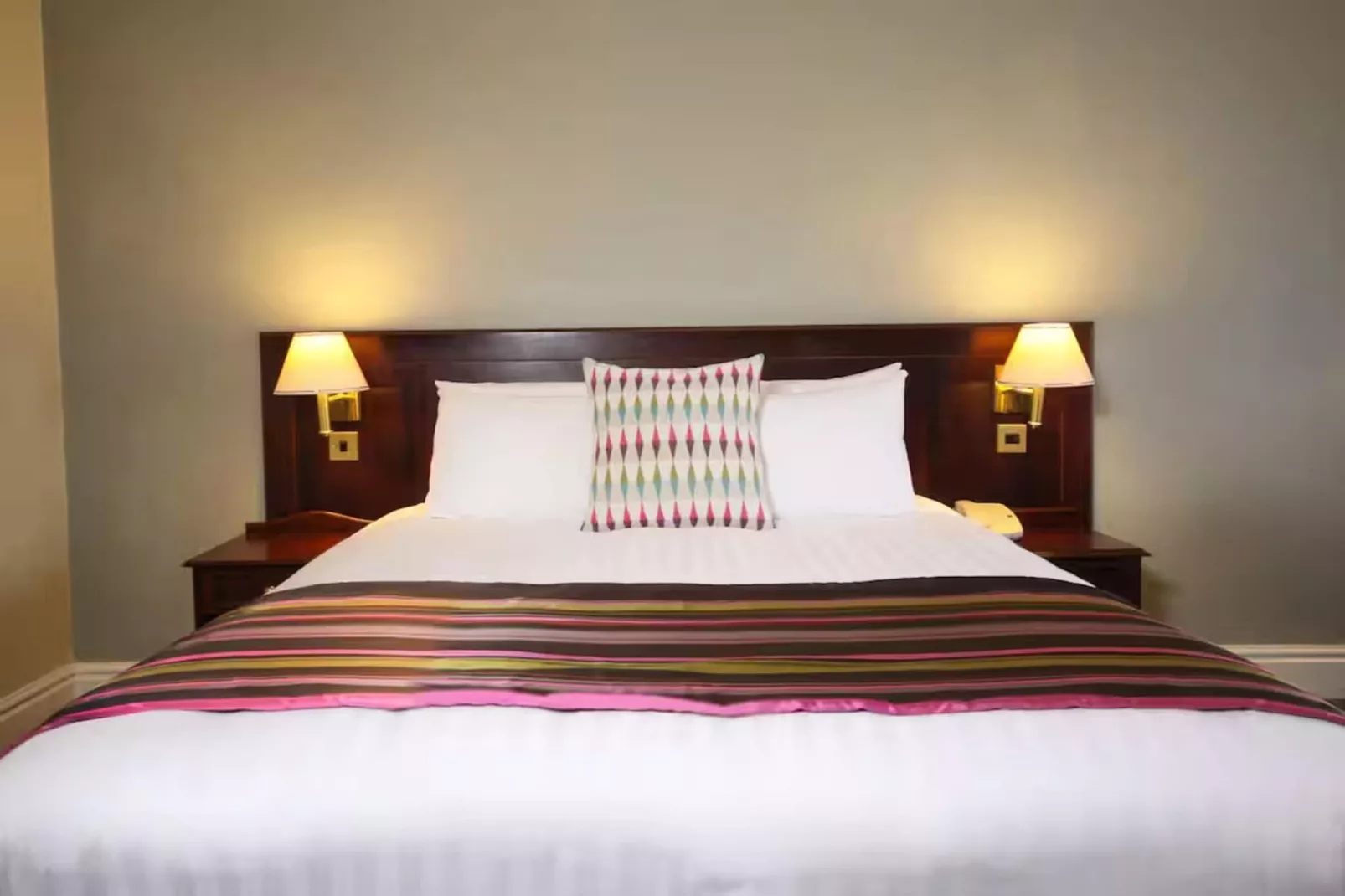 Standard Double Room - Schlafzimmer