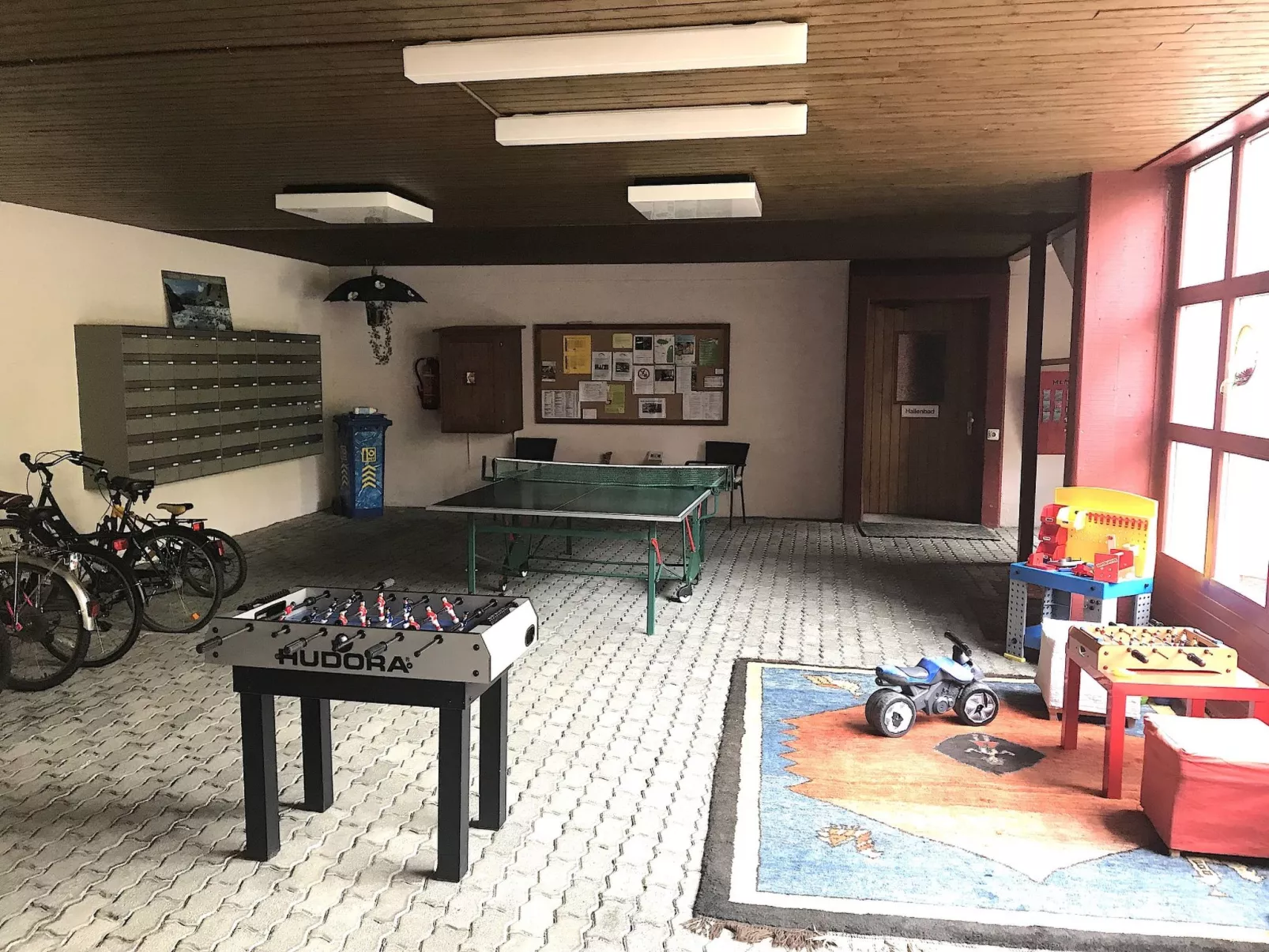 Casa Splendusa Caduff, Brigels, (Breil/Brigels). - Drinnen