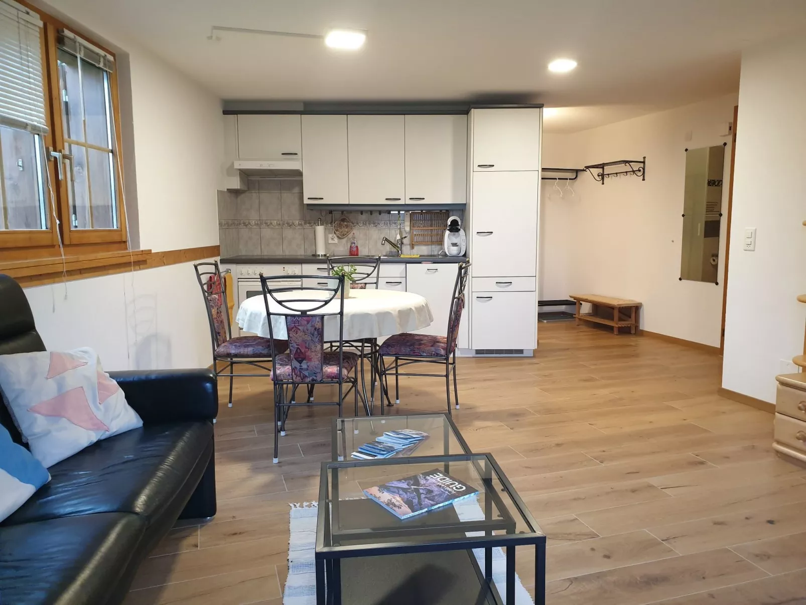 Nies Gagliner, (Falera). 2.5 Zimmerwohnung Falera, Nies Gagliner - Drinnen