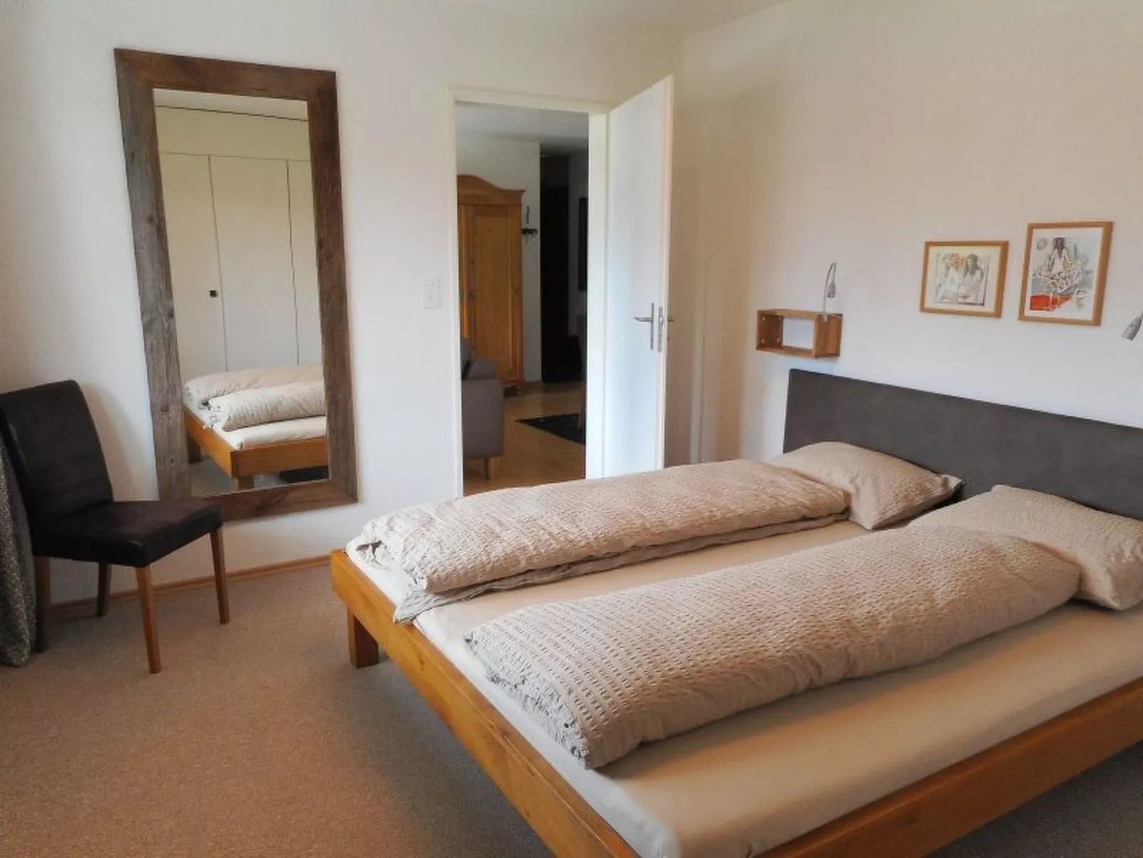 Pignia 2 / Greulich, (Laax Dorf). 3 Zimmerwohnung - Drinnen