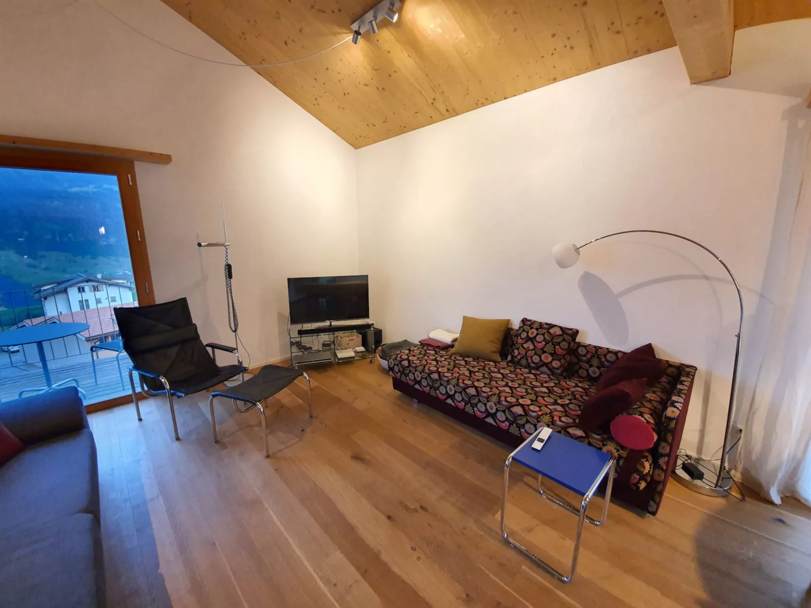 Ferienhaus Balcon Sulegliv, Vattiz, (Vattiz), 46006B