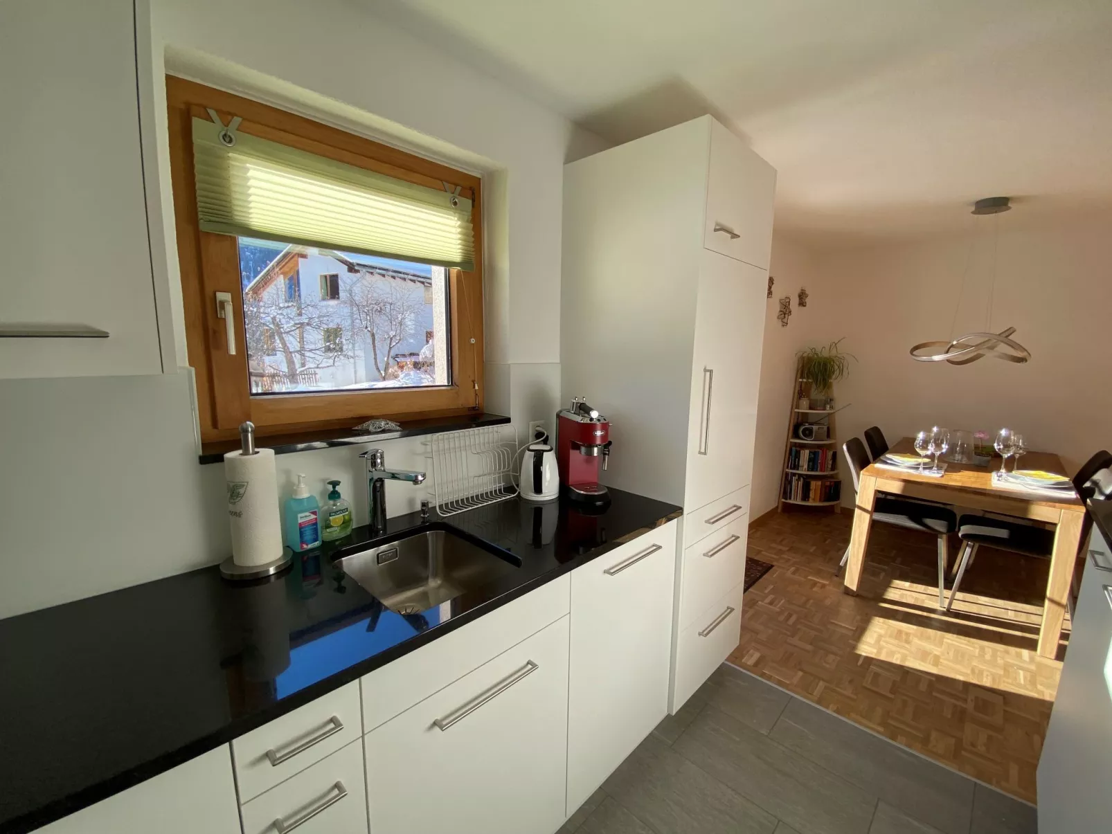 Ferienwohnungen Senda 495D, (Scuol) - Dedans