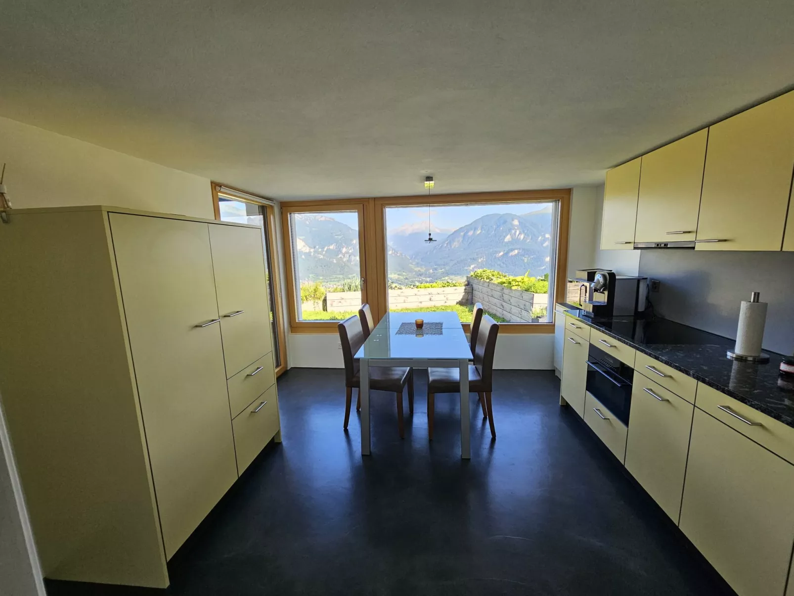 Im Försterhaus Dalin, (Dalin). - Inside