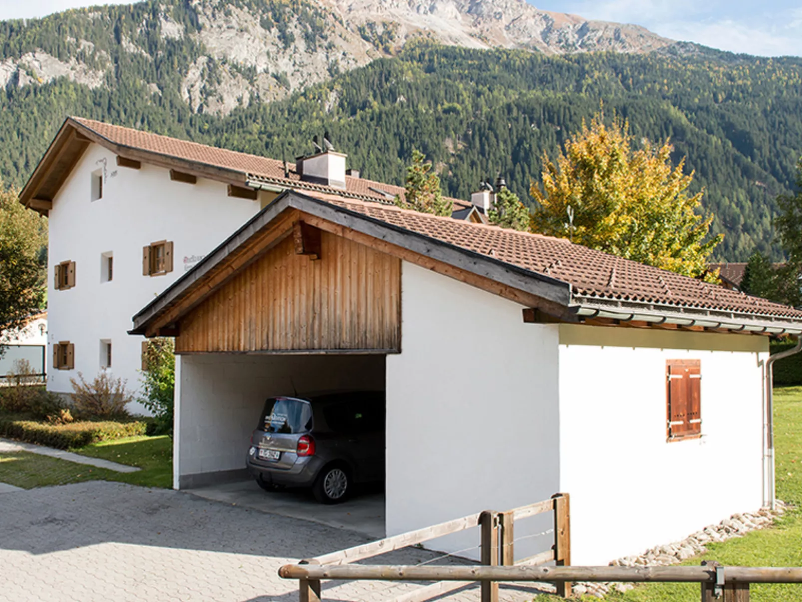 Muntschi, (Andeer). - Draußen