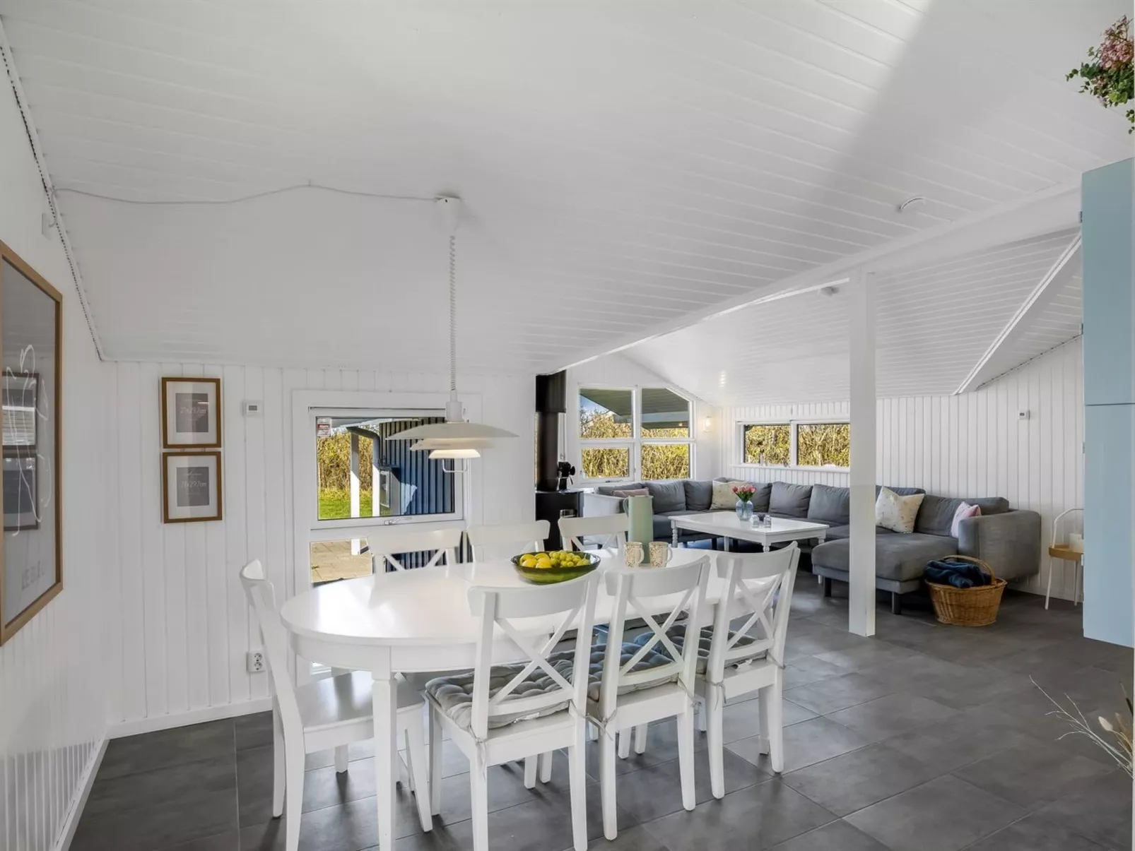 "Halona" - 400m from the sea - Drinnen