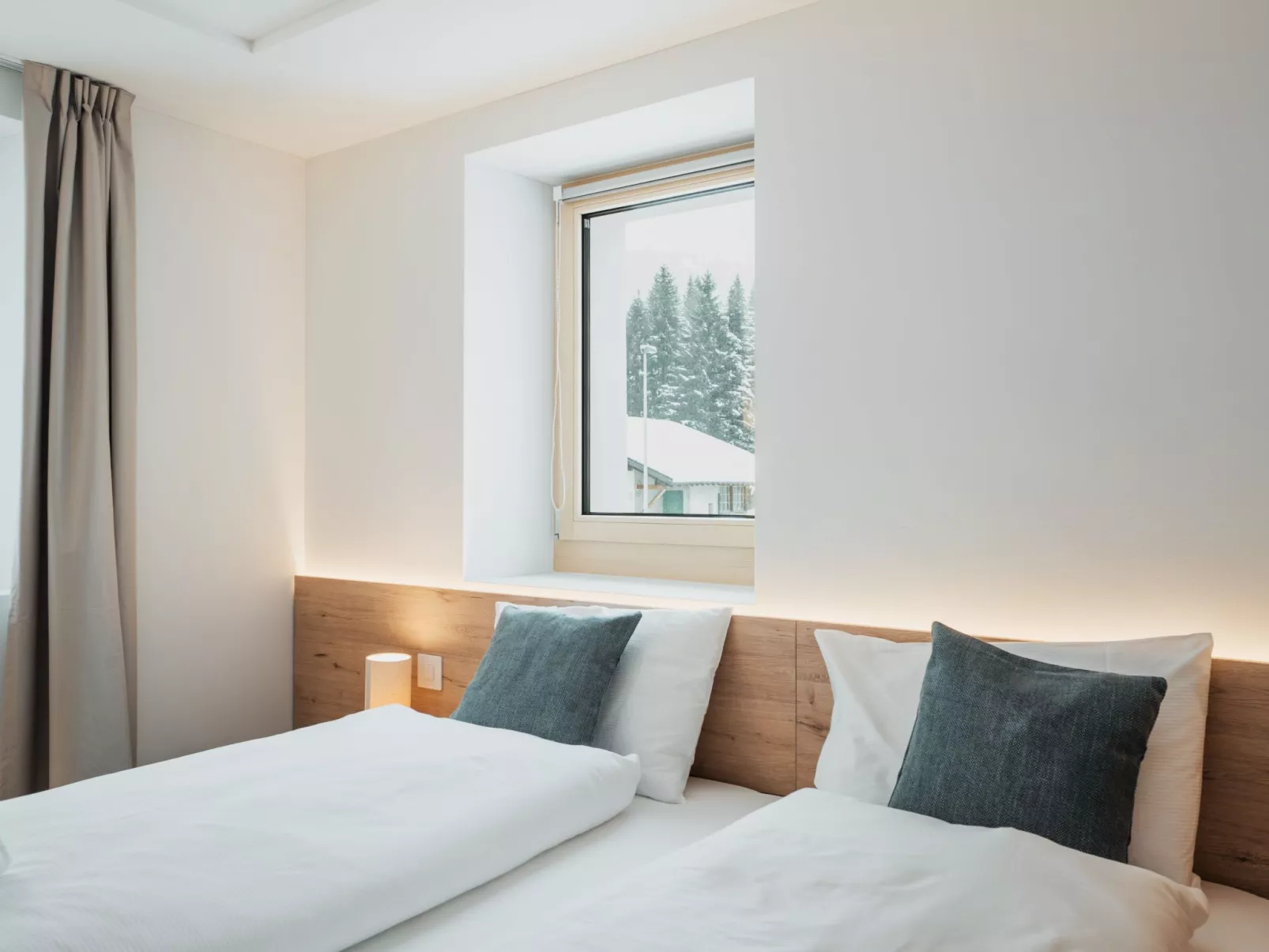 Alpine Apartments, (San Bernardino). - Inside