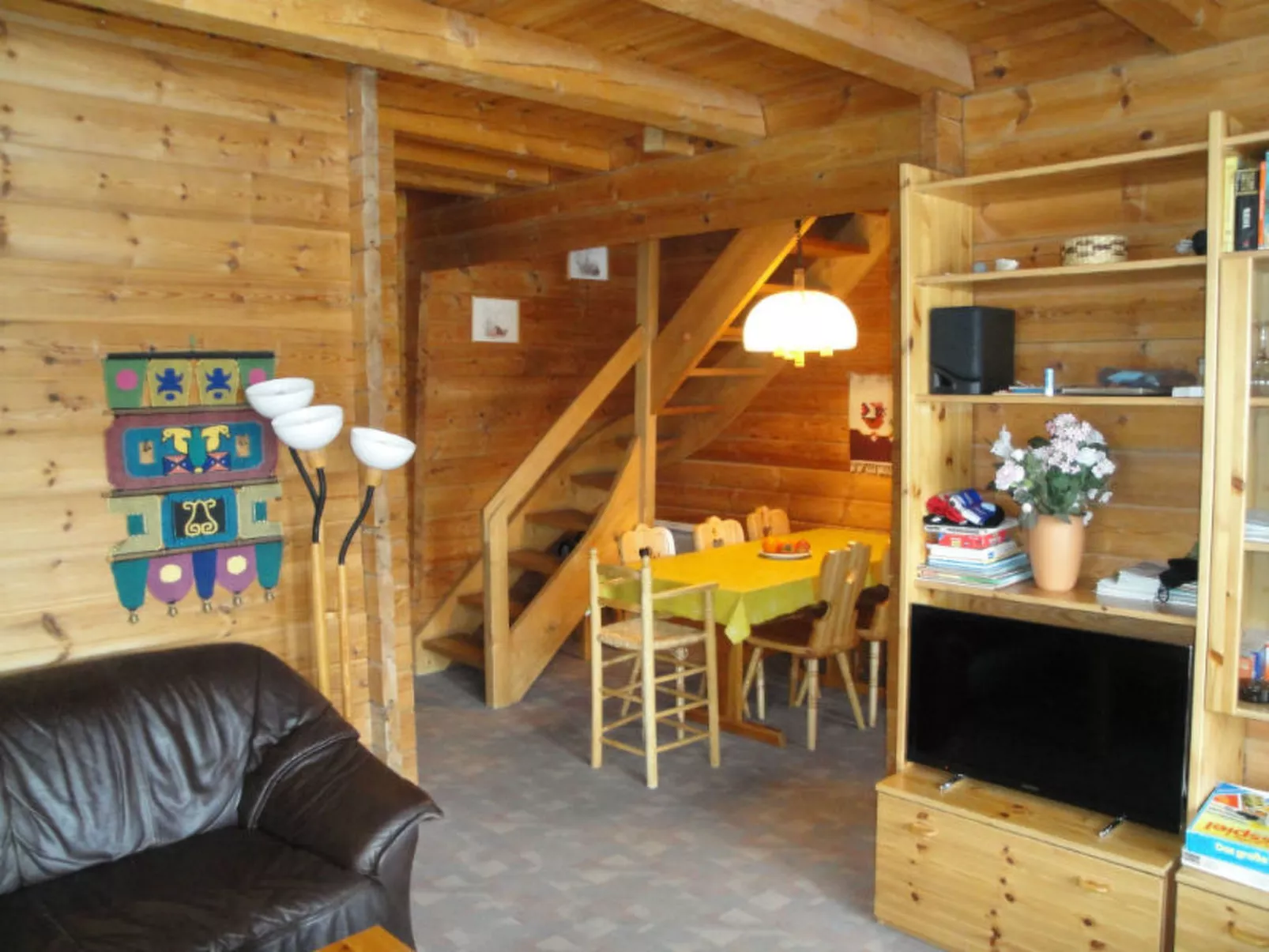 Gadola, Obersaxen-Meierhof, (Obersaxen). - Drinnen