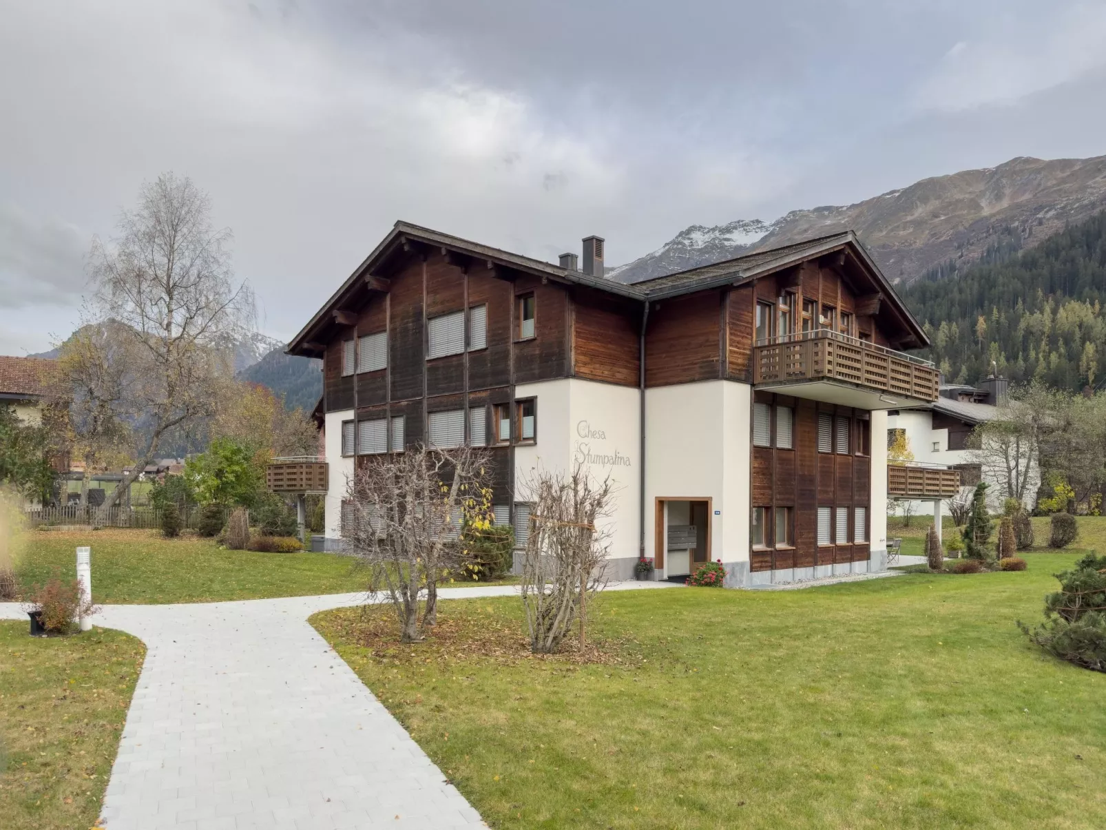 Bergparadies im Laub B5 3½-Zimmerwohnung - Outside