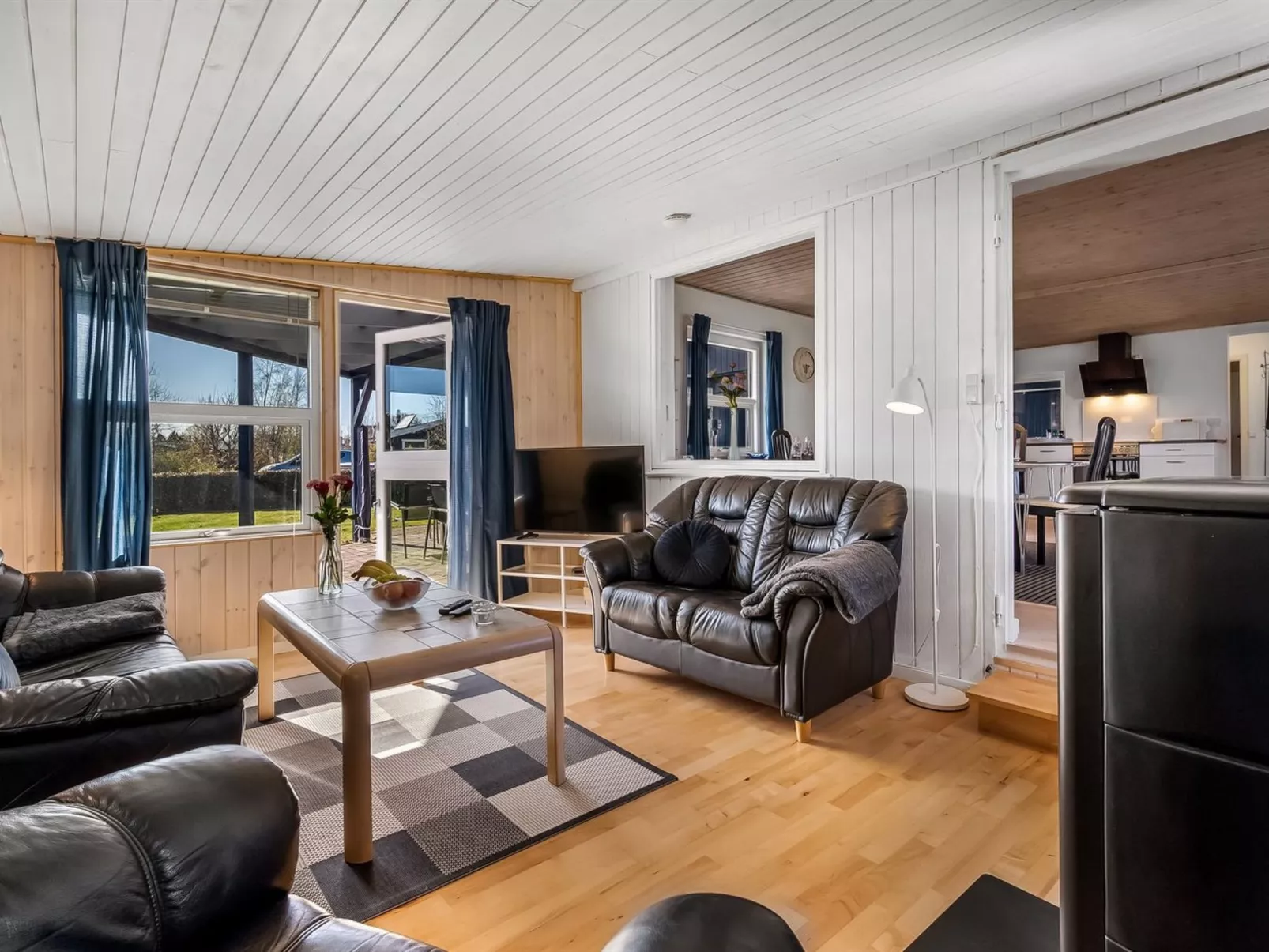 "Nisse" - 300m from the sea - Inside