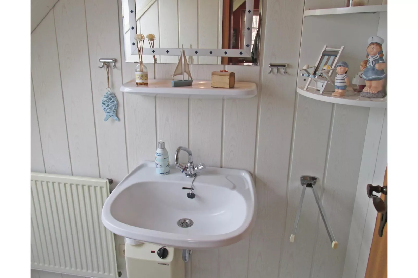 Ferienwohnung im Obergeschoss 18 - Salle de bain