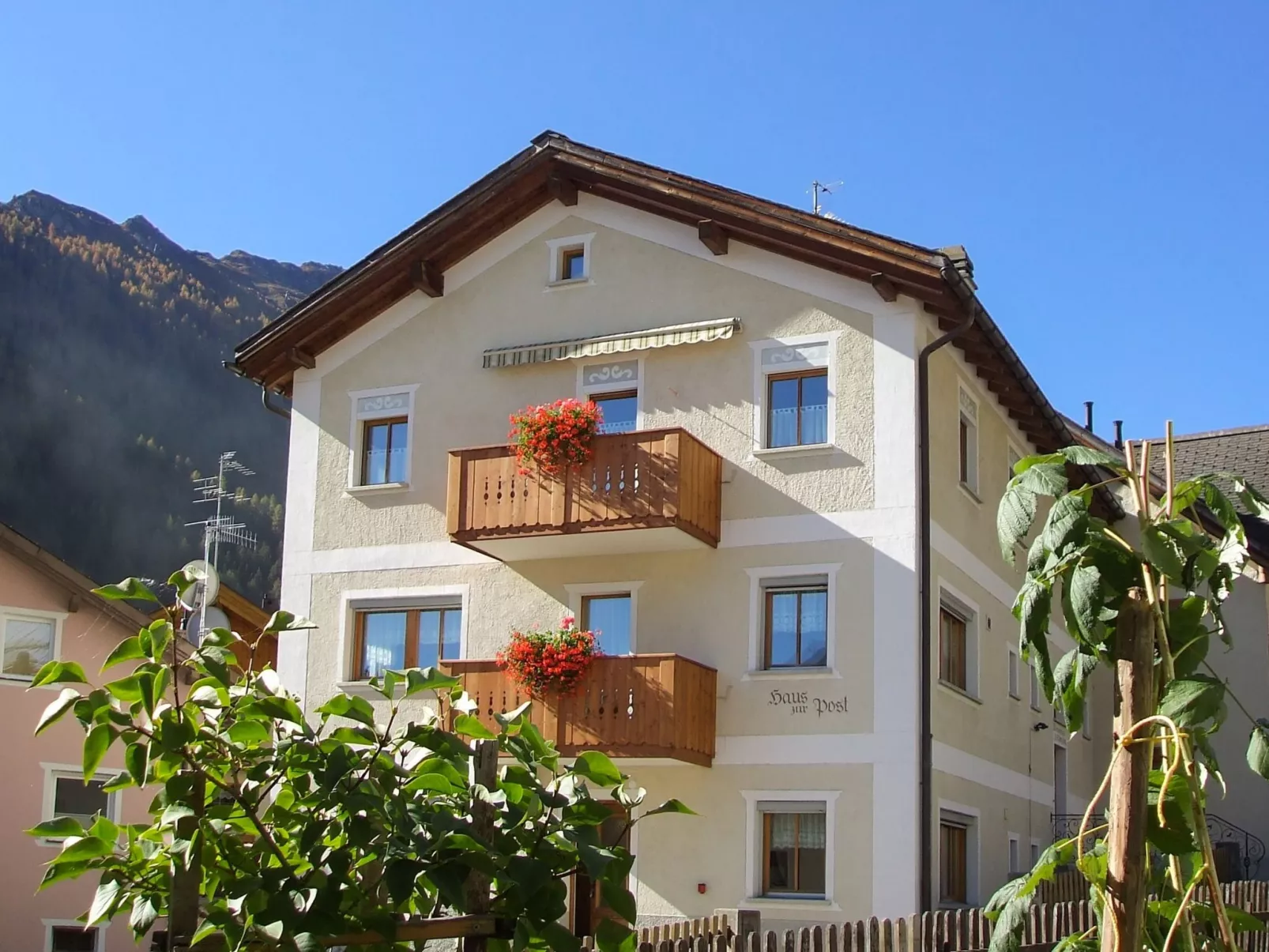 APARTMENT BERGWALDZAUBER – Haus zur Post, (Samnaun-Compatsch). - Outside