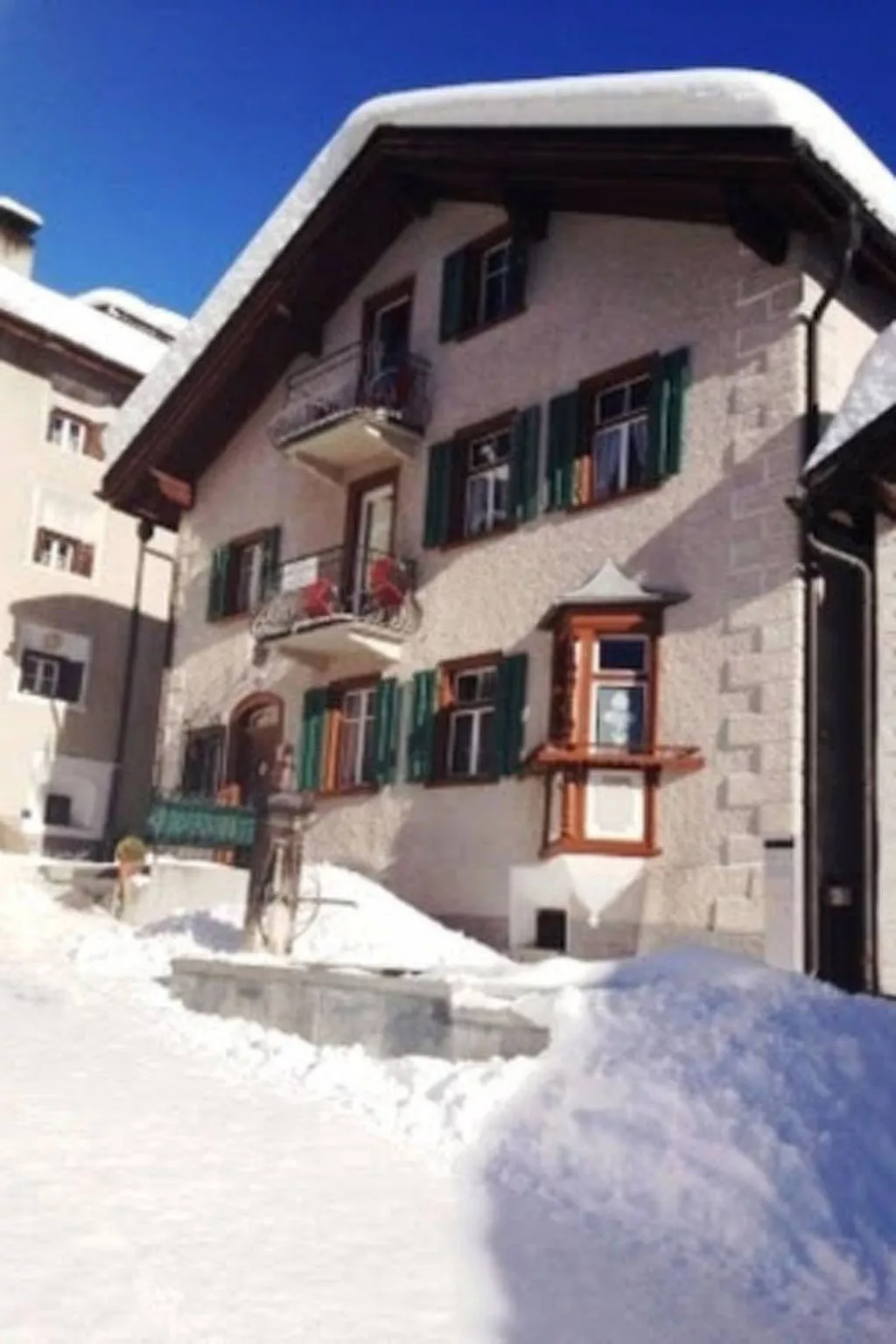 Ferienwohnungen Chasa Valär, (Scuol). - Draußen
