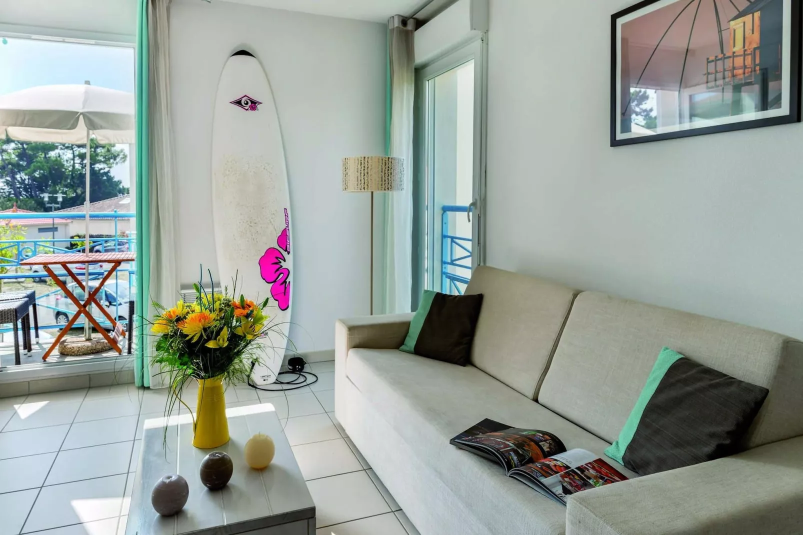 Les Carrelets 1 bedroom apt sleeps 4 without balcony OTA - Wohnzimmer