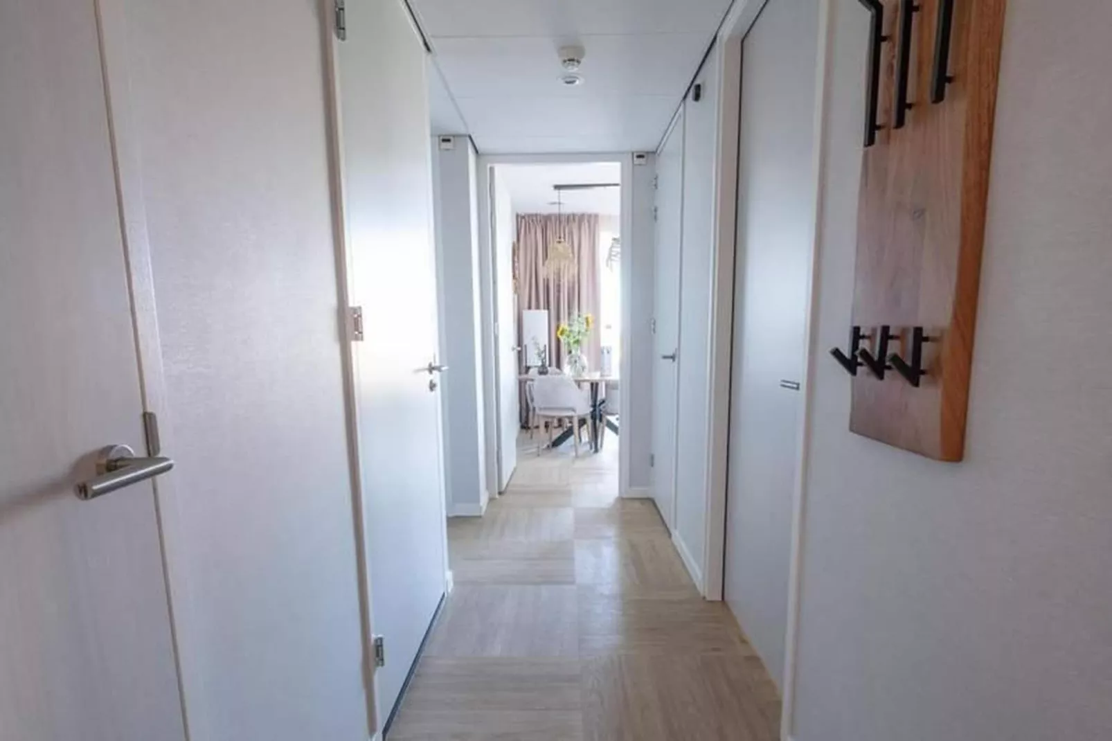 Luxury Beach Apartment | 4+2 Pers. - Flur