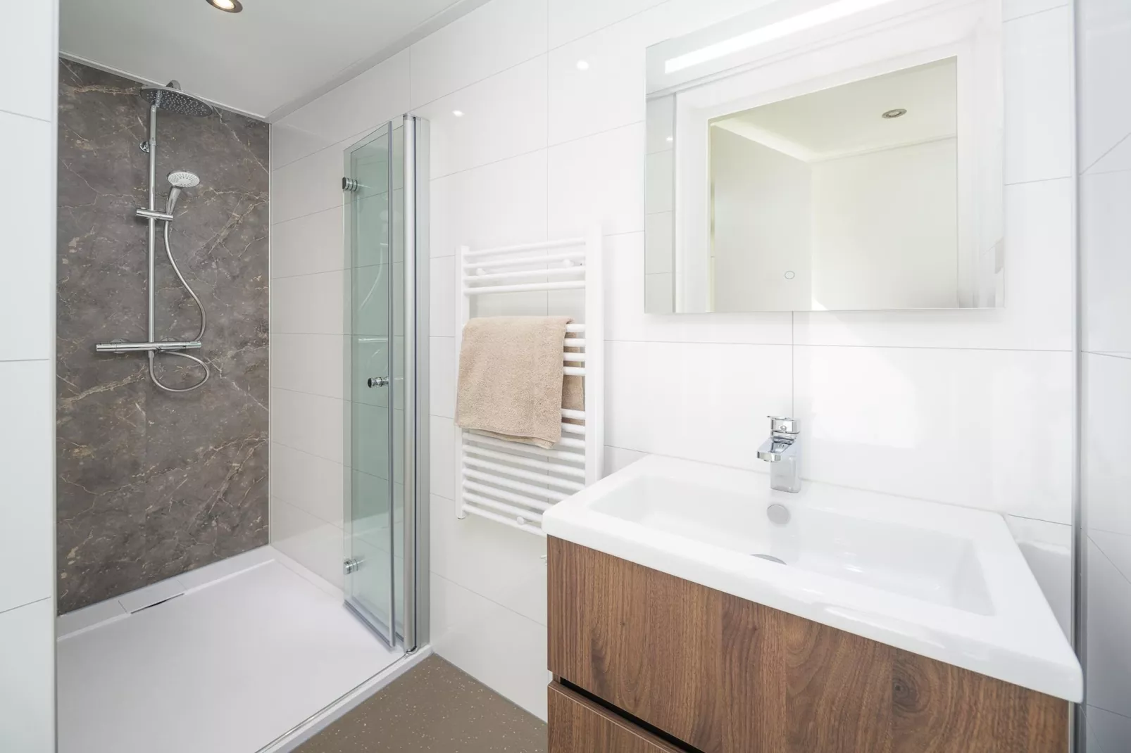 Villa L-Meerzicht | 6 pers. Roof terrace - Badezimmer