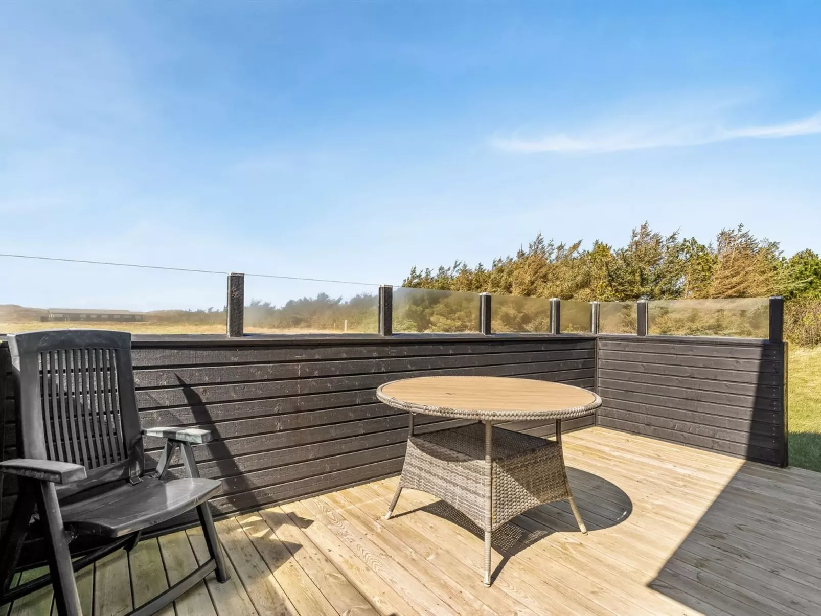 "Carelle" - 300m from the sea - Outside