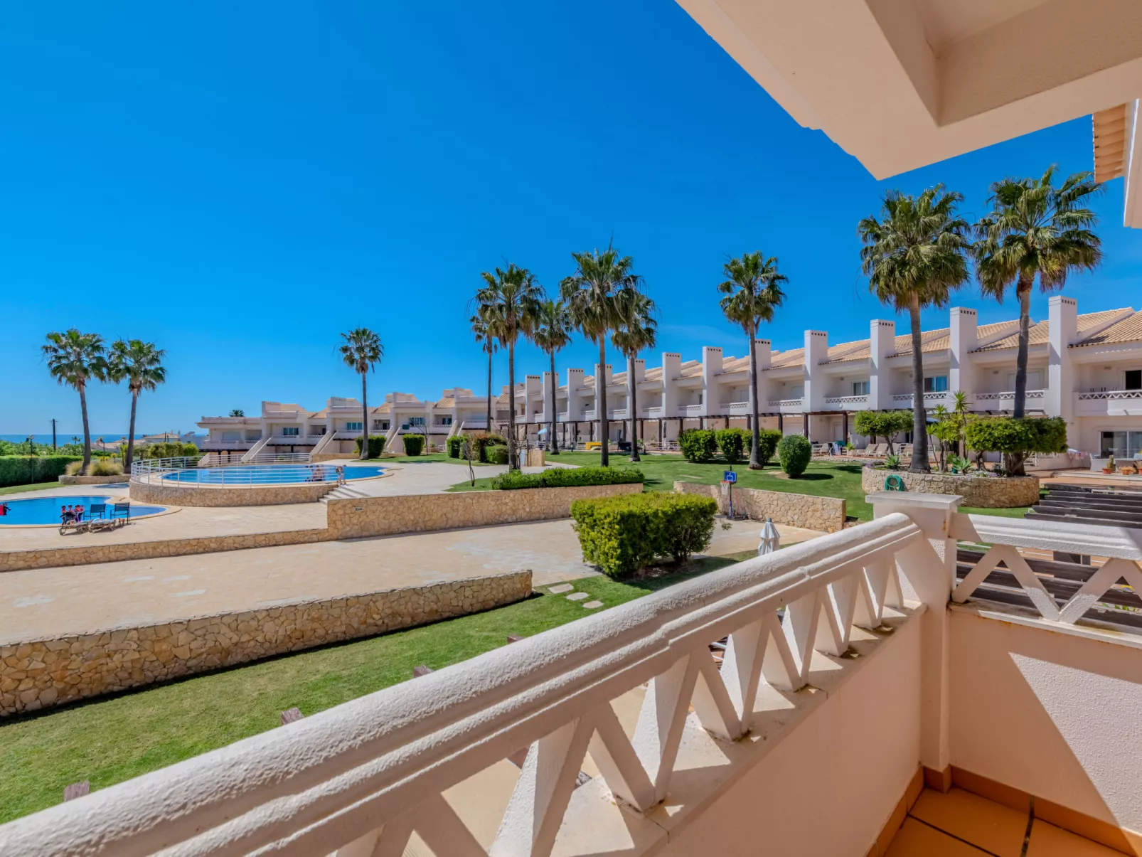 Cerro Aguia AM V2 - VIP Properties - Outside