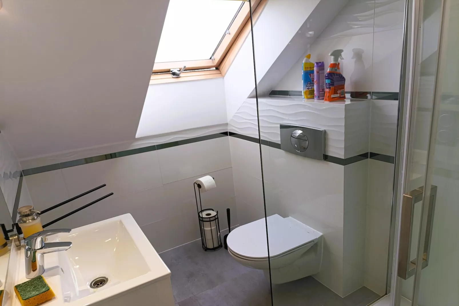 Komfortowy apartament dla 6 osób Międzywodzie II piętro - Bathroom