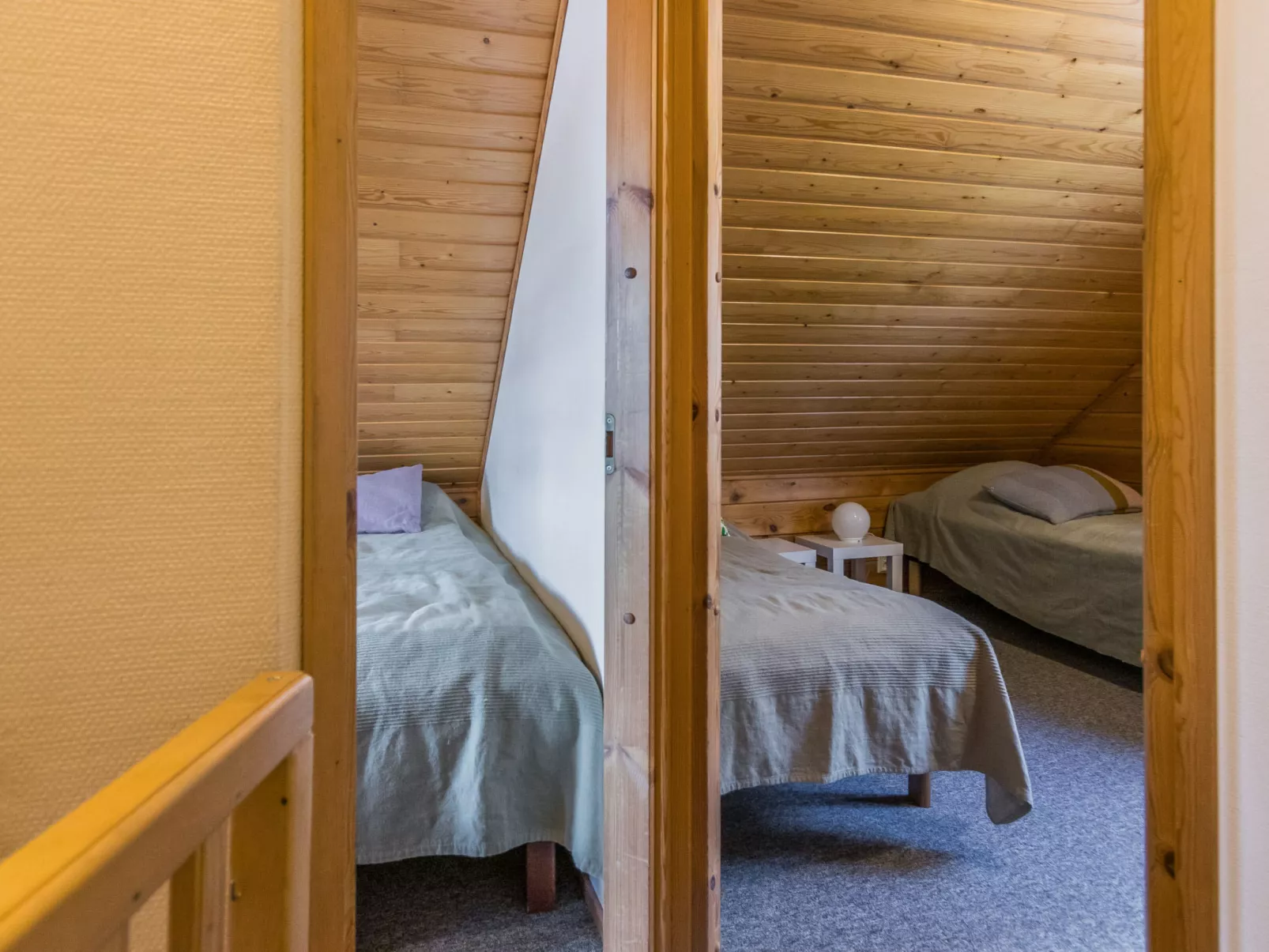 Aurinkoalppi 12a paritalon yläkerta - Inside