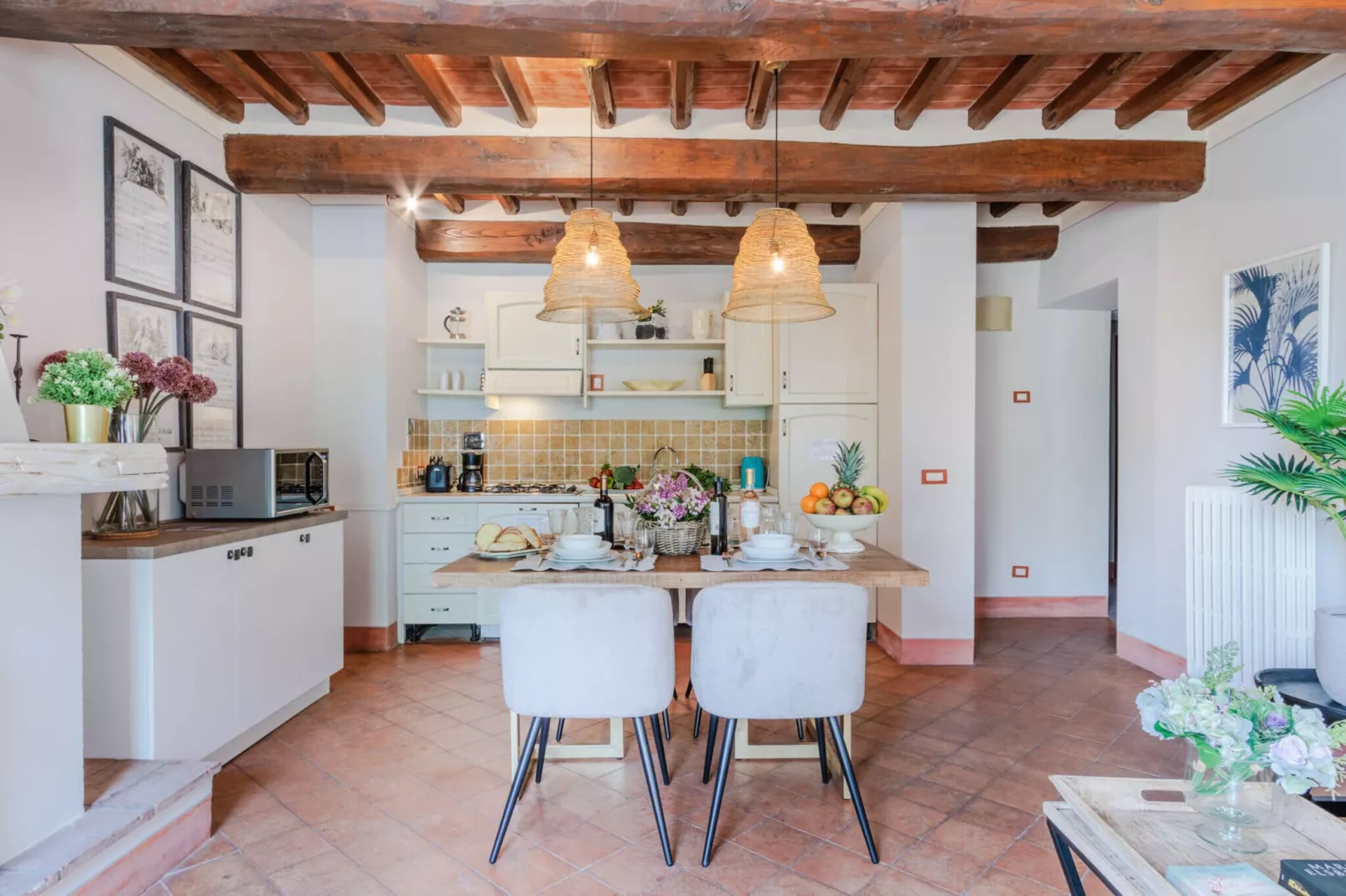 Jacopo Farmhouse Apartment in Wine Resort in Lucca - Dining room