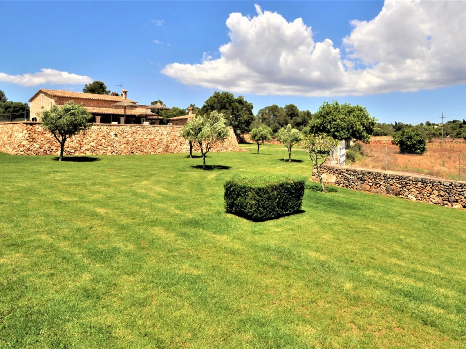 CAS BORRASSOS- Finca con piscina privada a 10 minutos de Palma.. BBQ. Wifi - Wi - Outside