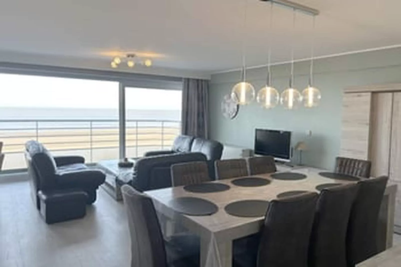 SEAFLOWER 5 - Dining room