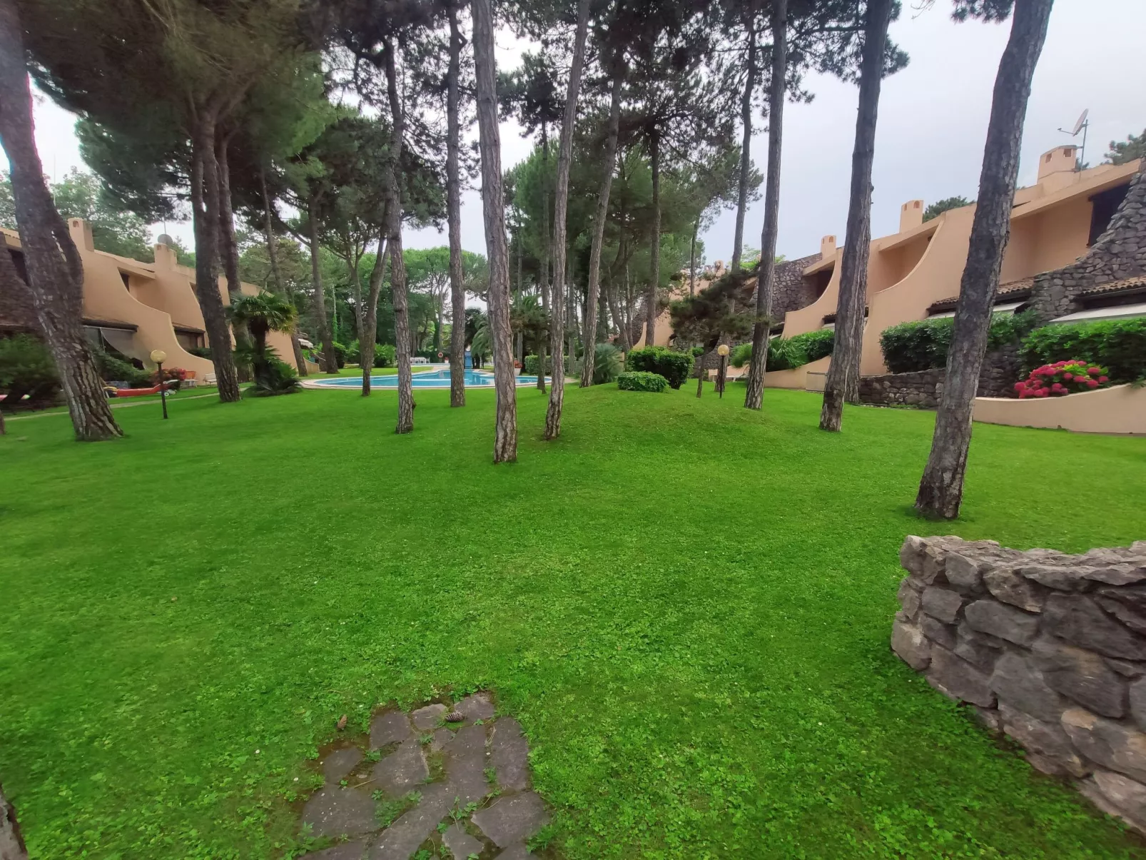 Residence Gualdo mit Pool - Outside