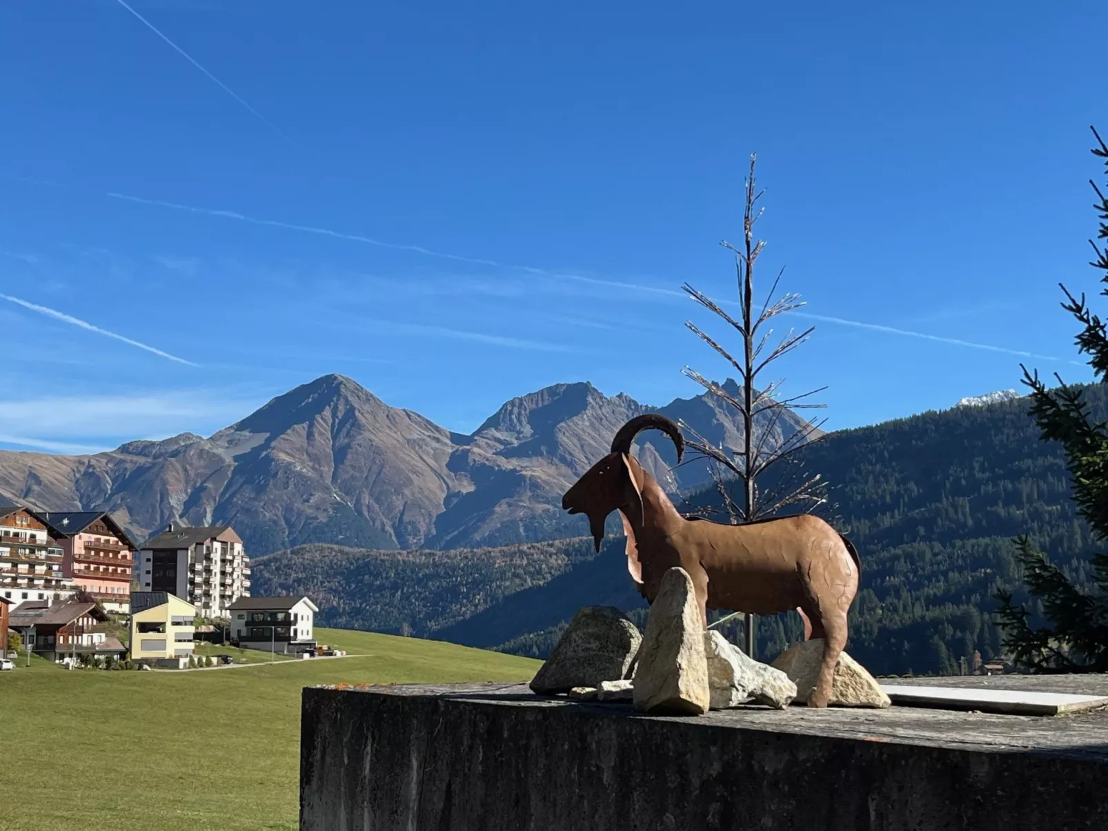 Casa Tresch Sedrun, (Tavetsch). - Draußen