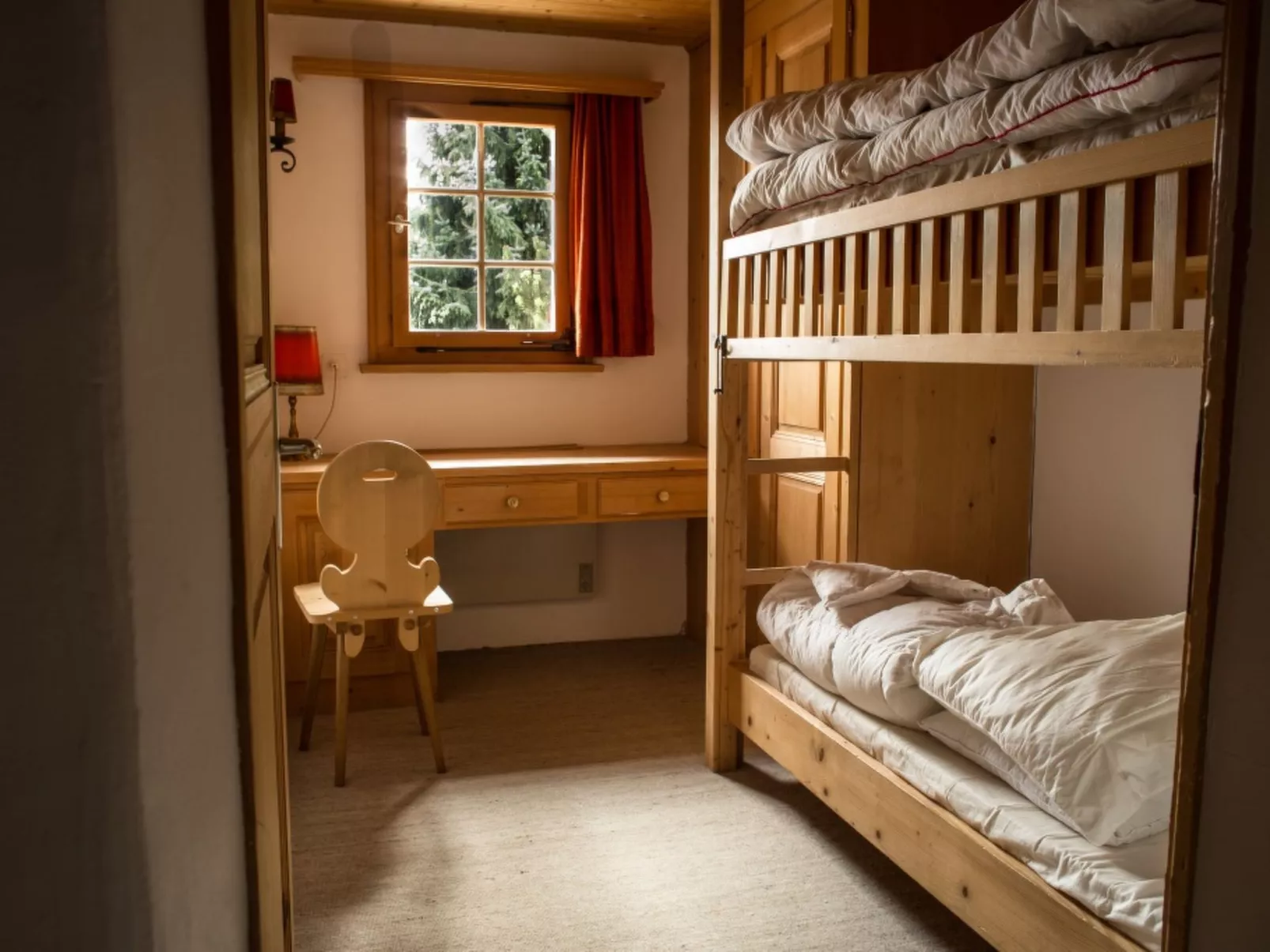 Haus 2, (Laax Murschetg). Haus 2 - Dedans