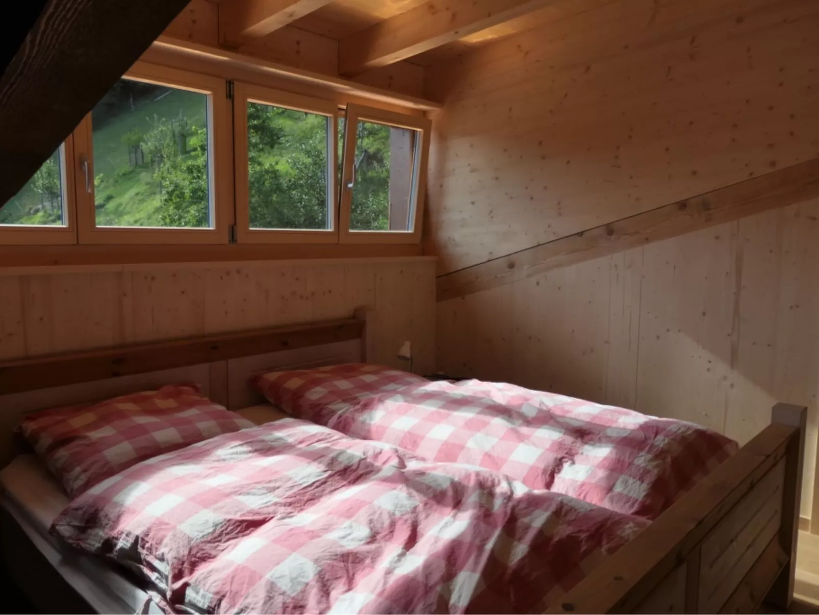 Marmotta, (Laax Dorf). 3 Zimmerwohnung - Dedans