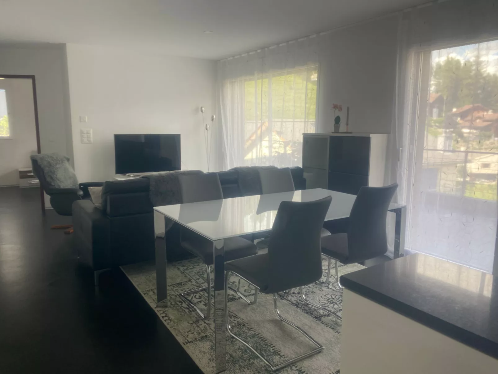 Denter Uauls Tanno, Vella, (Vella), 44010B - Dedans