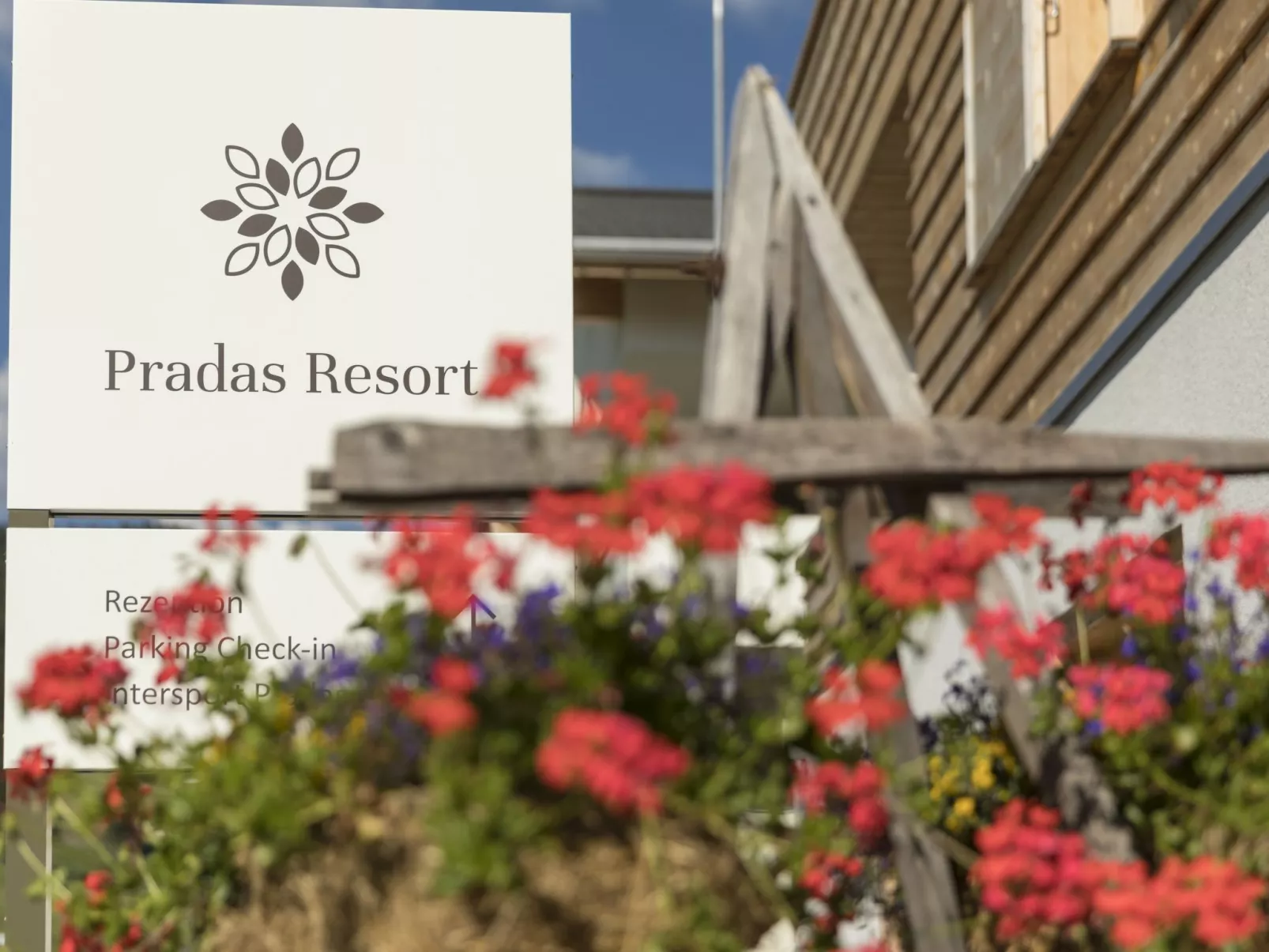 Pradas Resort Brigels, (Breil/Brigels). - Draußen