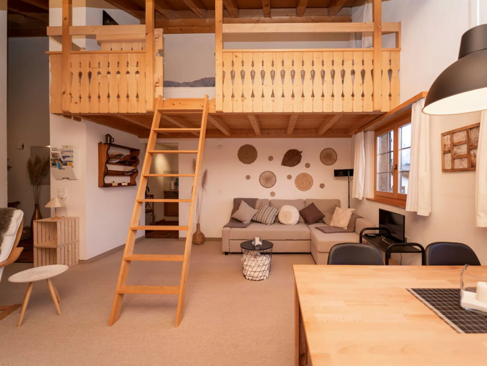 Cresta 54, Obersaxen-Misanenga, (Obersaxen). - Dedans