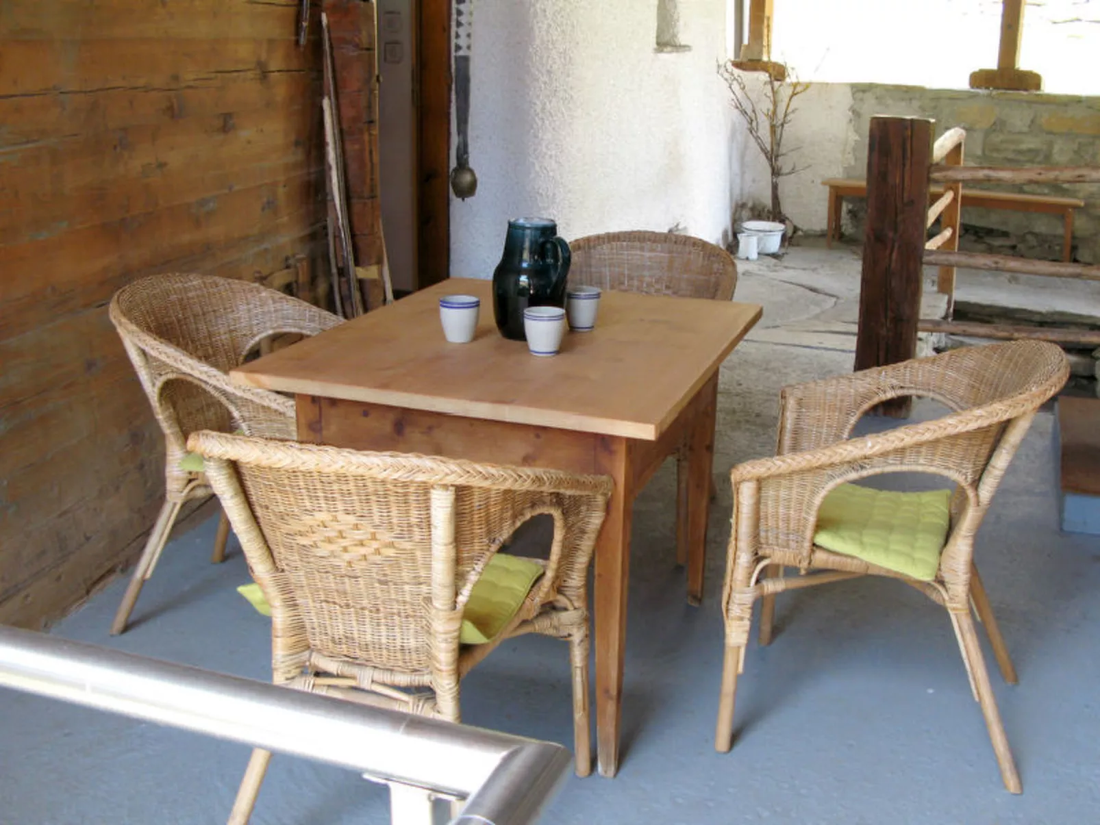 Altes Pfarrhaus, Surcasti, (Surcasti). - Drinnen