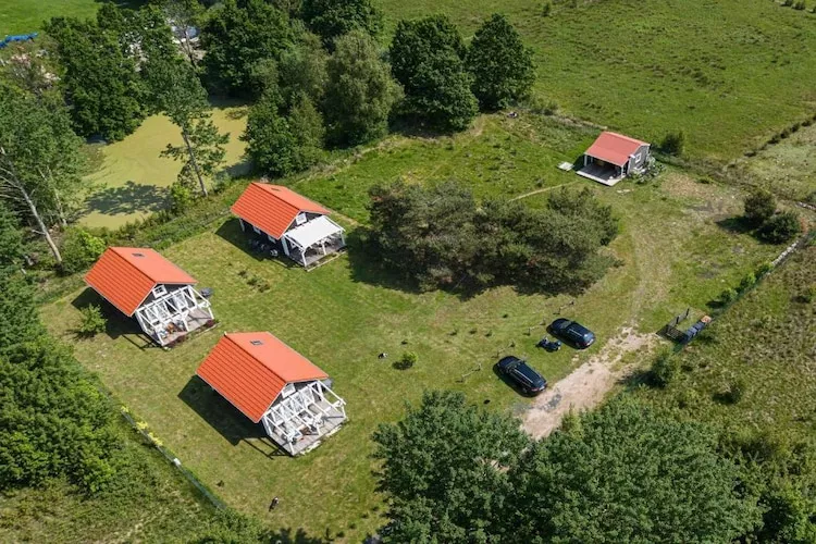 Domki wakacyjne w Słodzińskim Lesie - Außenbereich Sommer