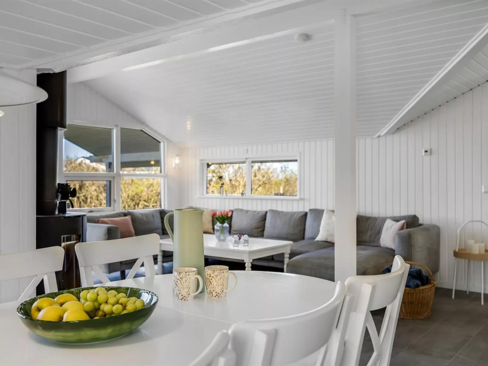 "Halona" - 400m from the sea - Drinnen