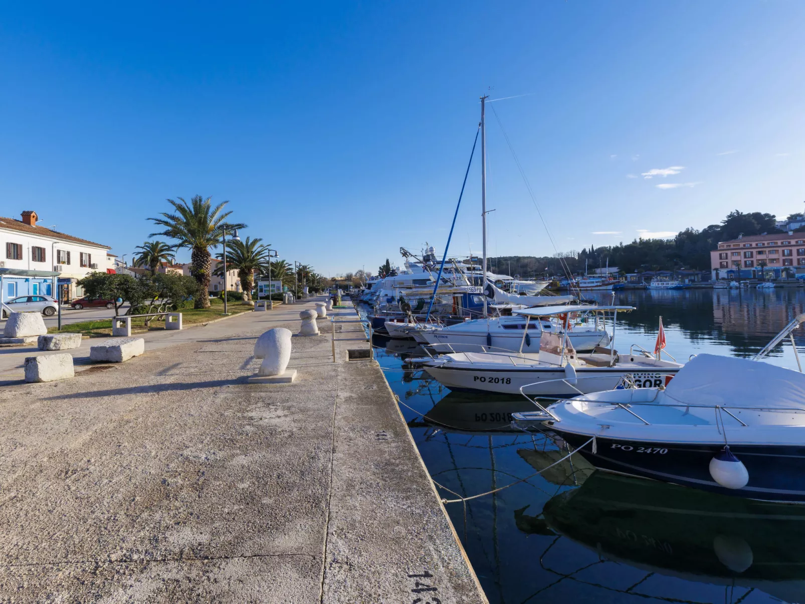 Seaview Marina - Outside
