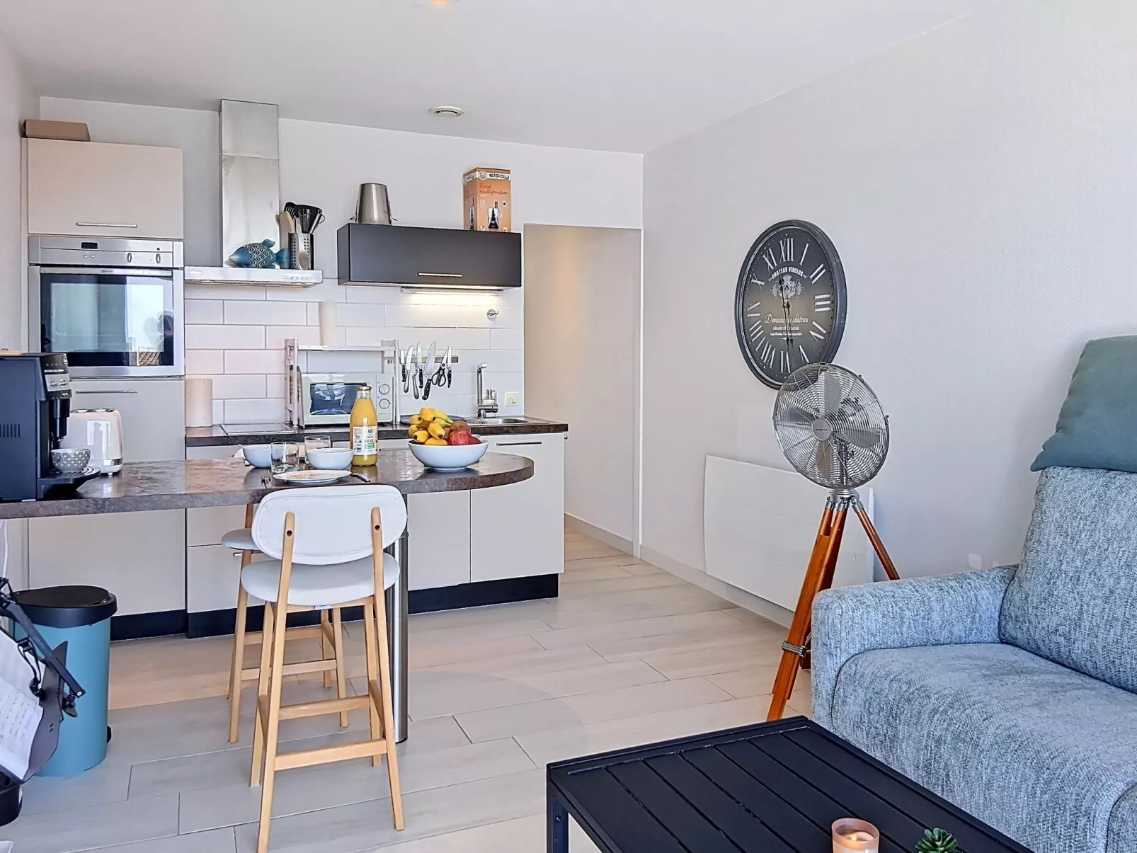 Horizon 2 - Drinnen