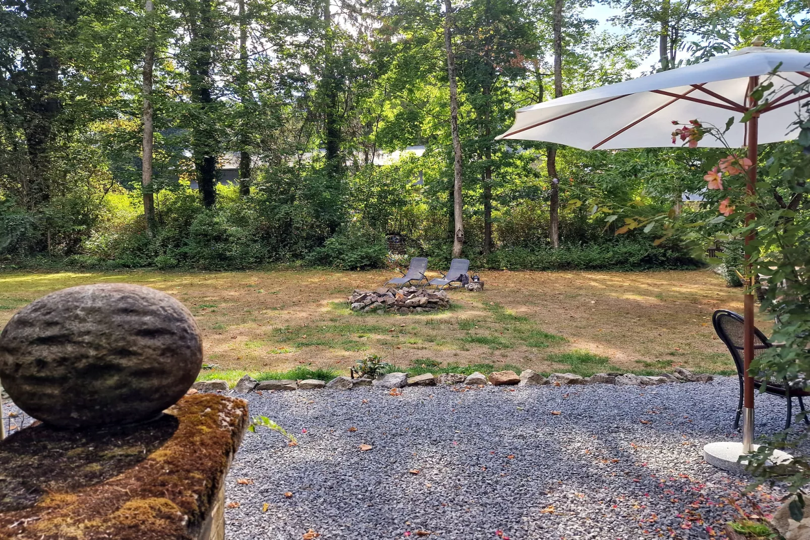 La Raquette - Garten Sommer