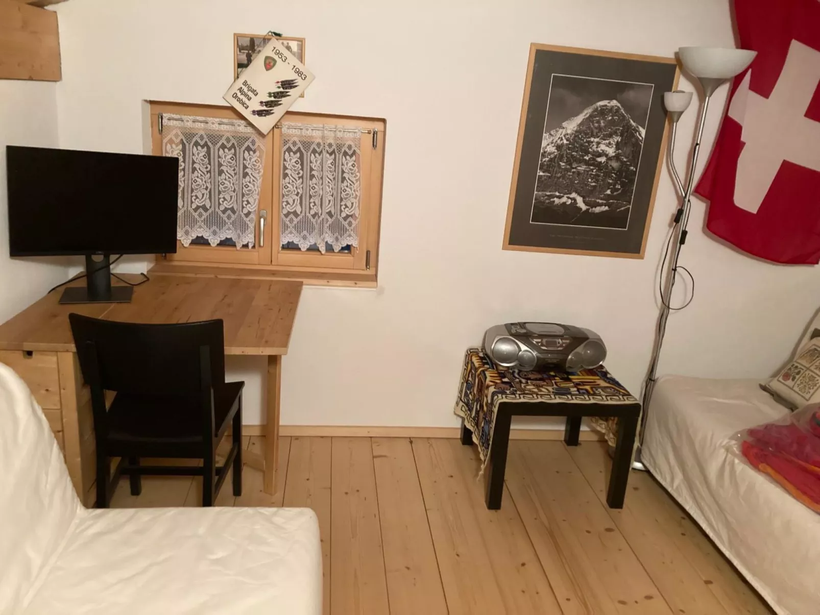 Frienwohnung Alpatli, Obersaxen-Miraniga, (Obersaxen). - Inside