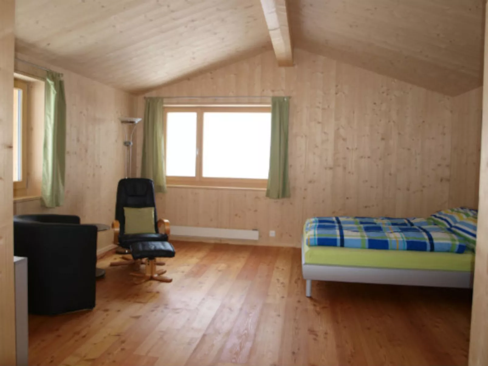 Studio Bäch, Safien-Thalkirch, (Thalkirch (Safien)). - Drinnen