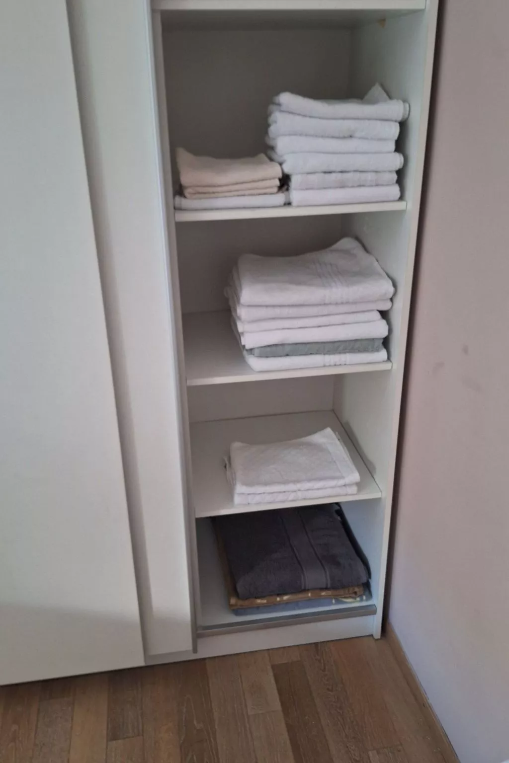 Zwei-Zimmer-Wohnung in der Nähe des Zentrums und des Palastes - Image-tags.info