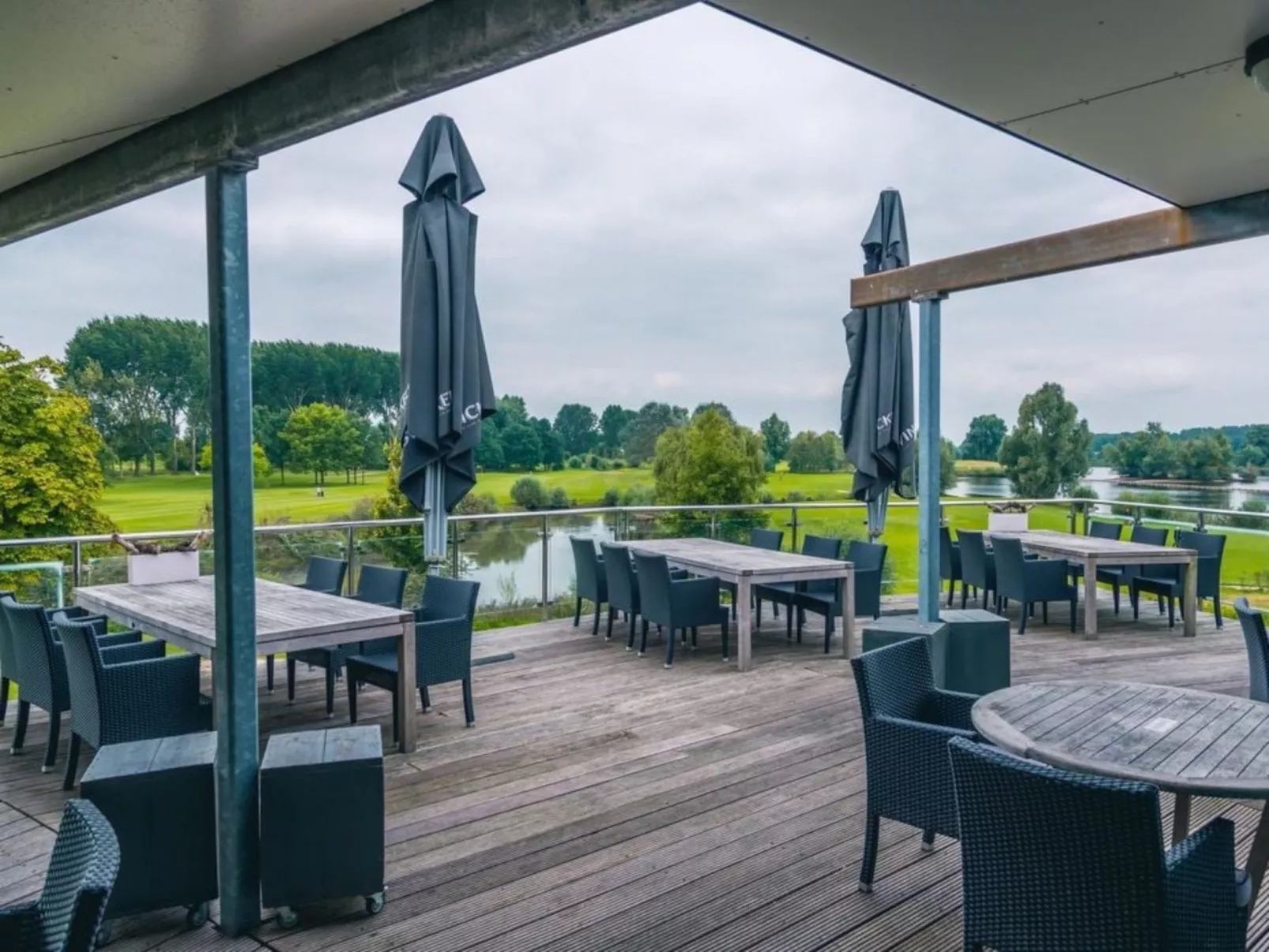 Vakantiepark Aan de Maas - Berkel 4 - Drinnen