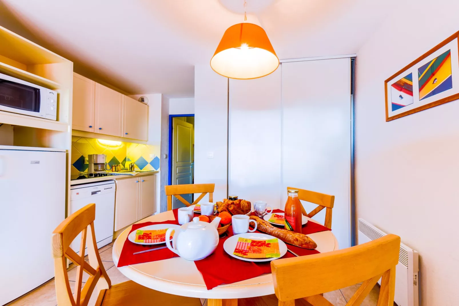 Lagrange Vacances Catalana 2 pièces 4/5 pers. - Esszimmer