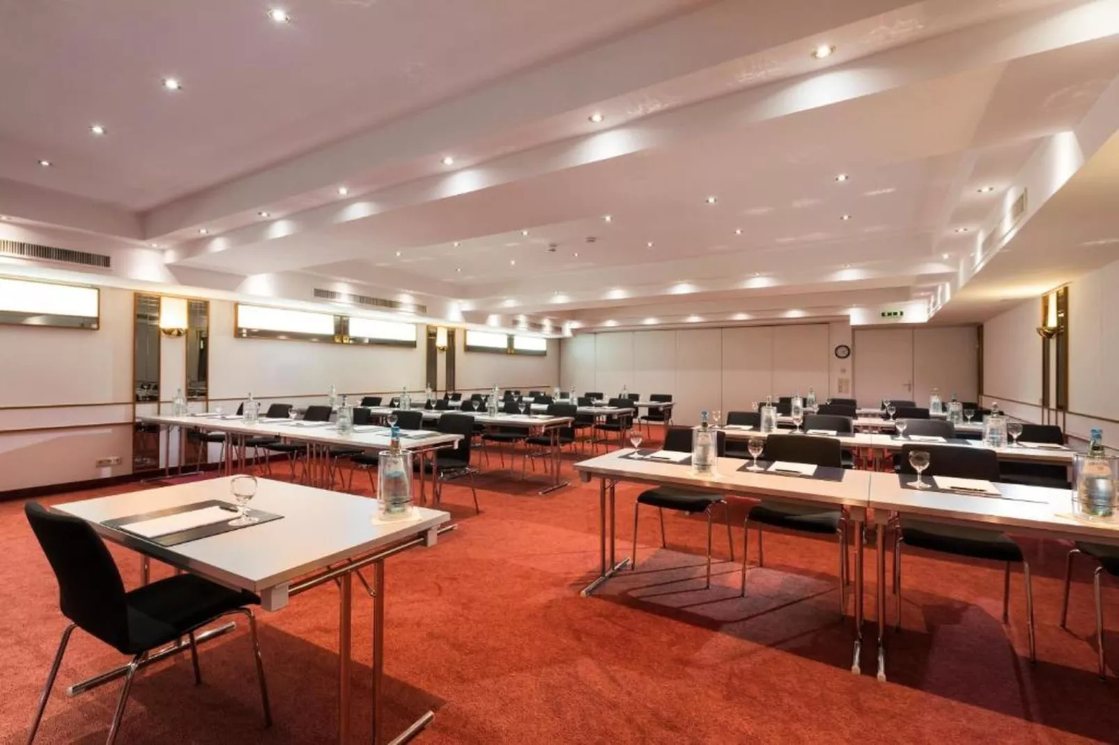 Offenburg City - Standard Single Room - Image-tags.hotelfacilitiesandservices