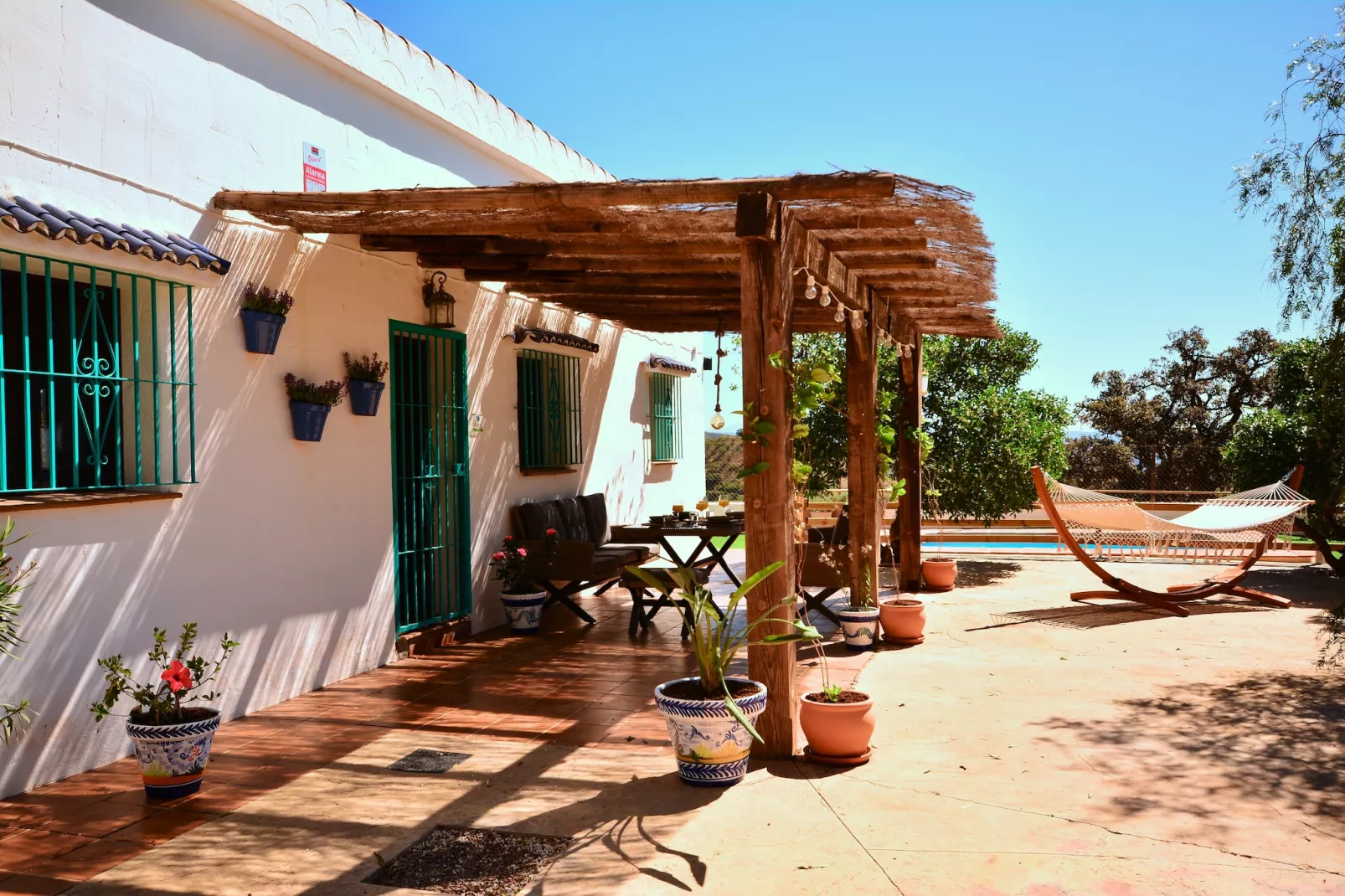 Villa Montes de Málaga - Außenbereich Sommer