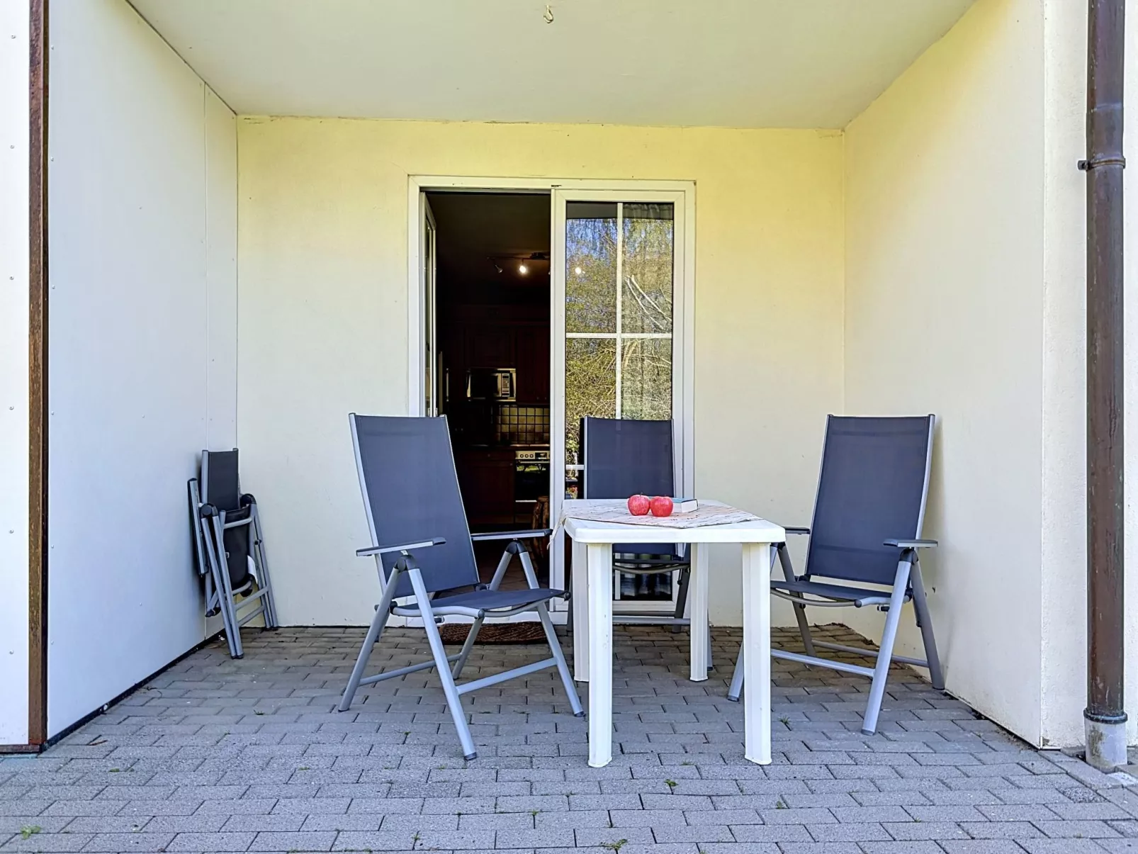Gollwitzer Park (Insel Poel) - Draußen